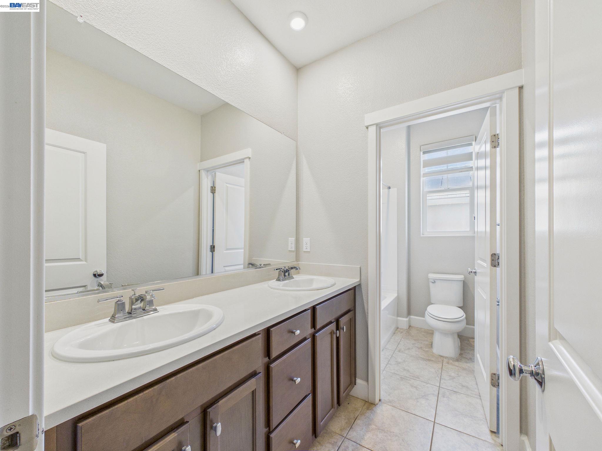233 E Central Pkwy, Mountain House CA 95391 — photo 52