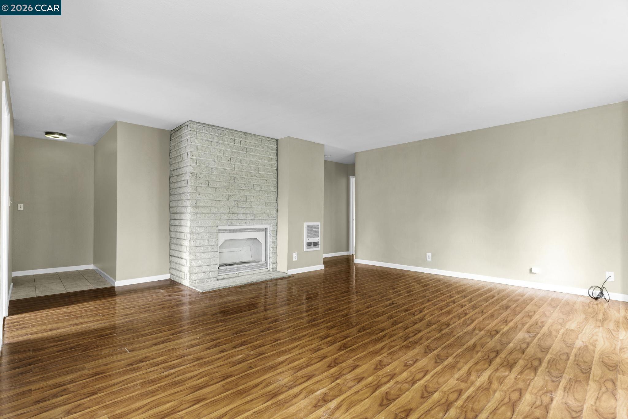 Photo #10: 41137116 Listing: Photo #10