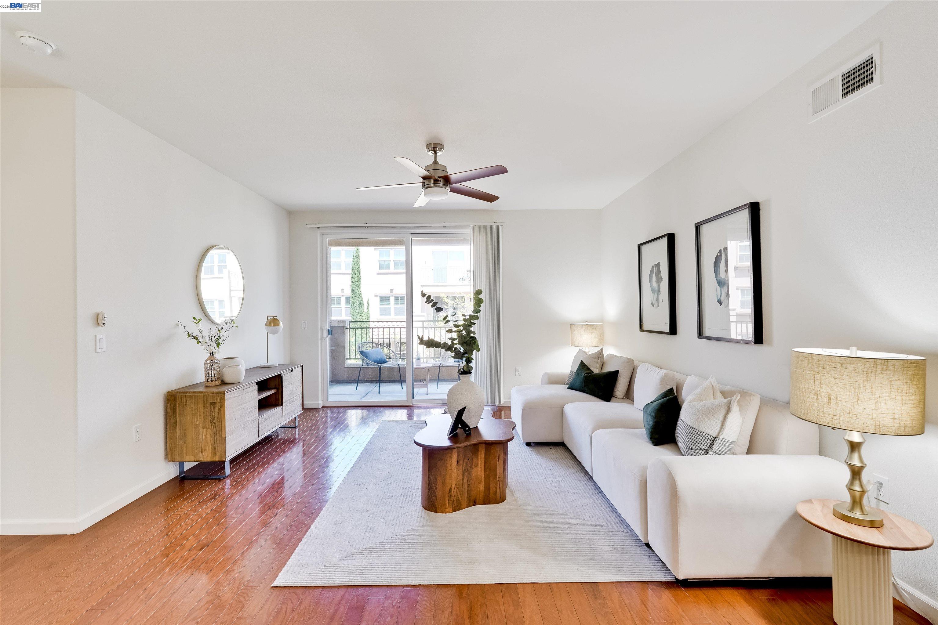 Photo #3: 41137122 Listing: Photo #3