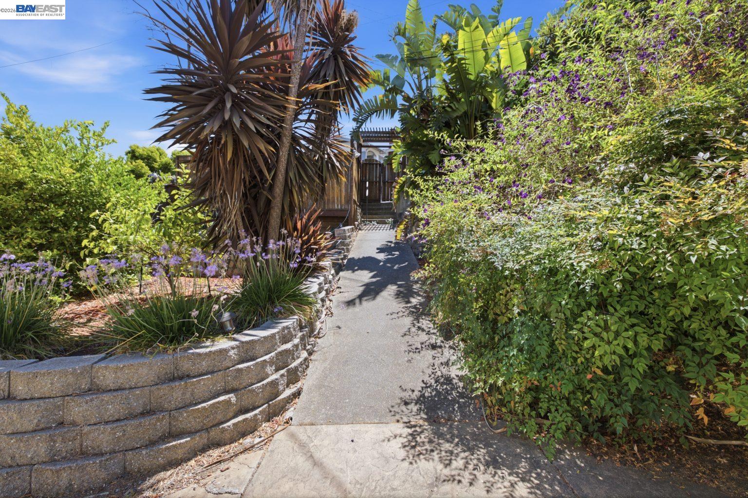 242 Kendall Ave, Crockett CA 94525 — photo 59