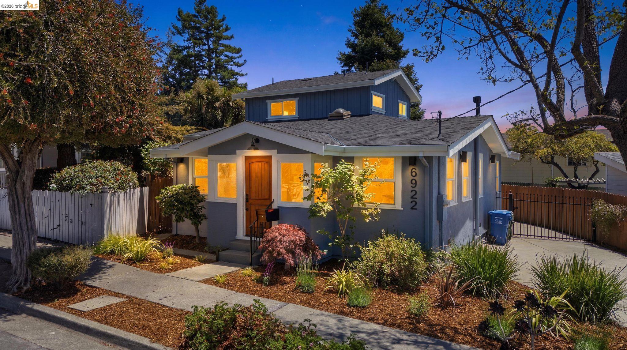 Front Image Thumbnail for EB41137156