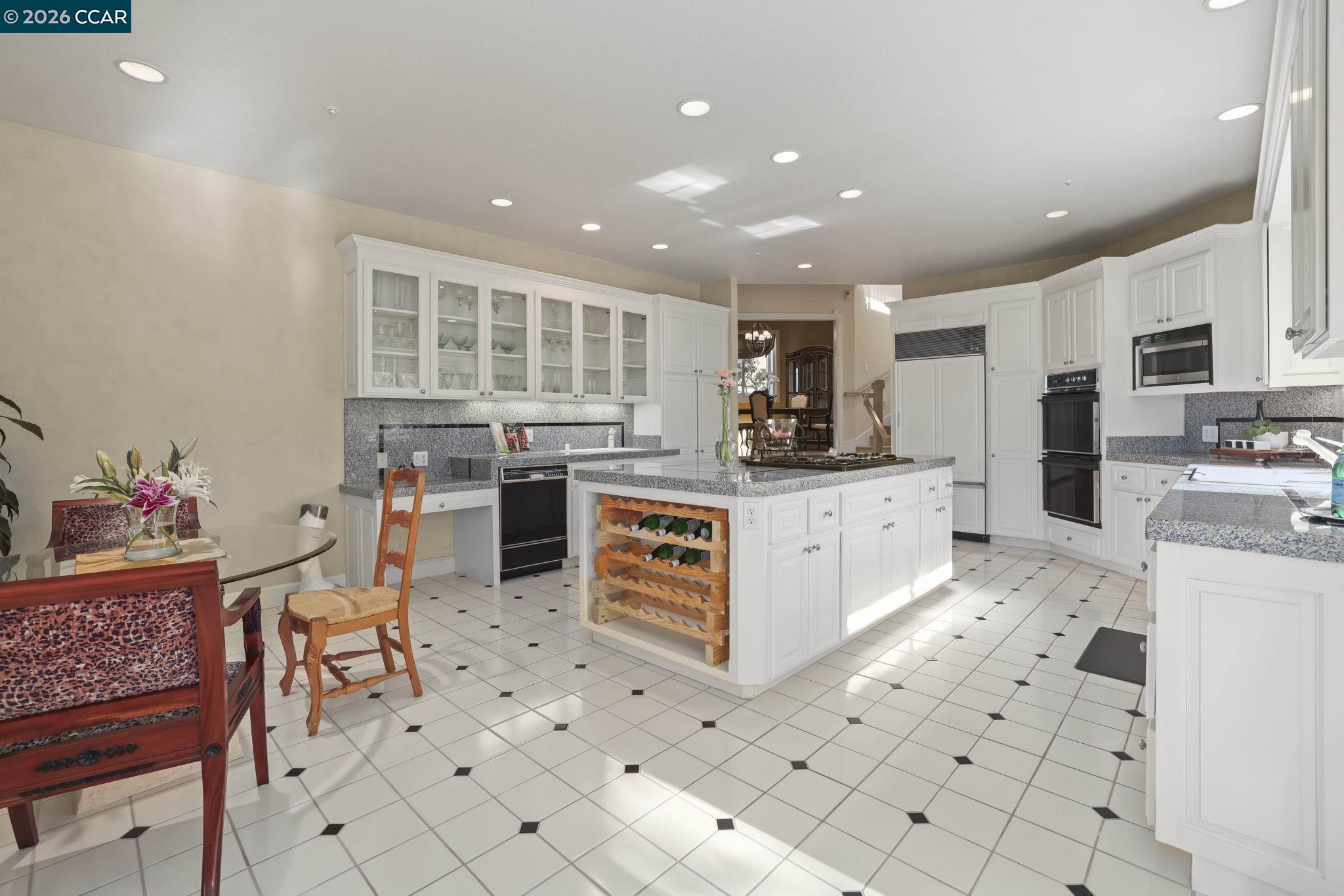 4 Julianna, Moraga CA 94556 — photo 12