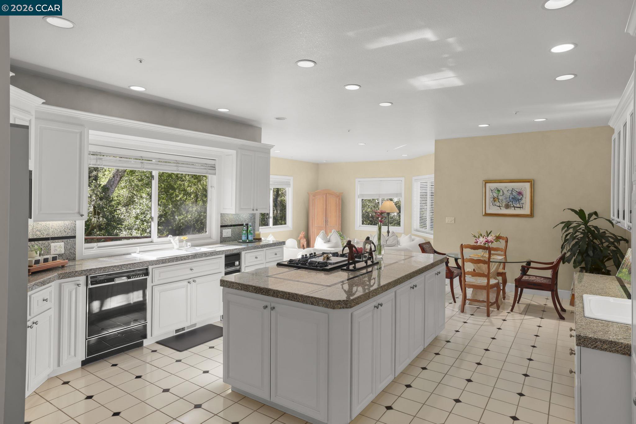 4 Julianna, Moraga CA 94556 — photo 8