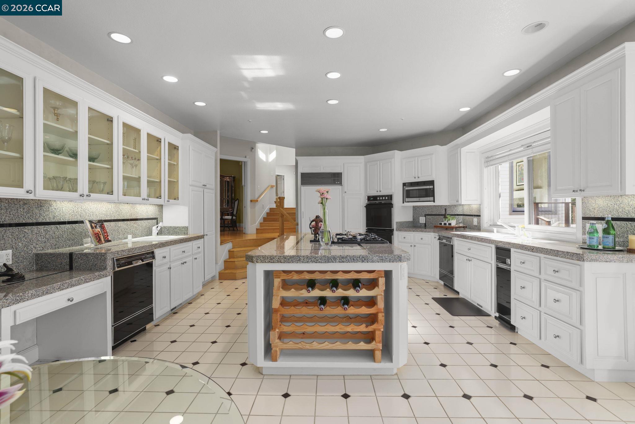 4 Julianna, Moraga CA 94556 — photo 9