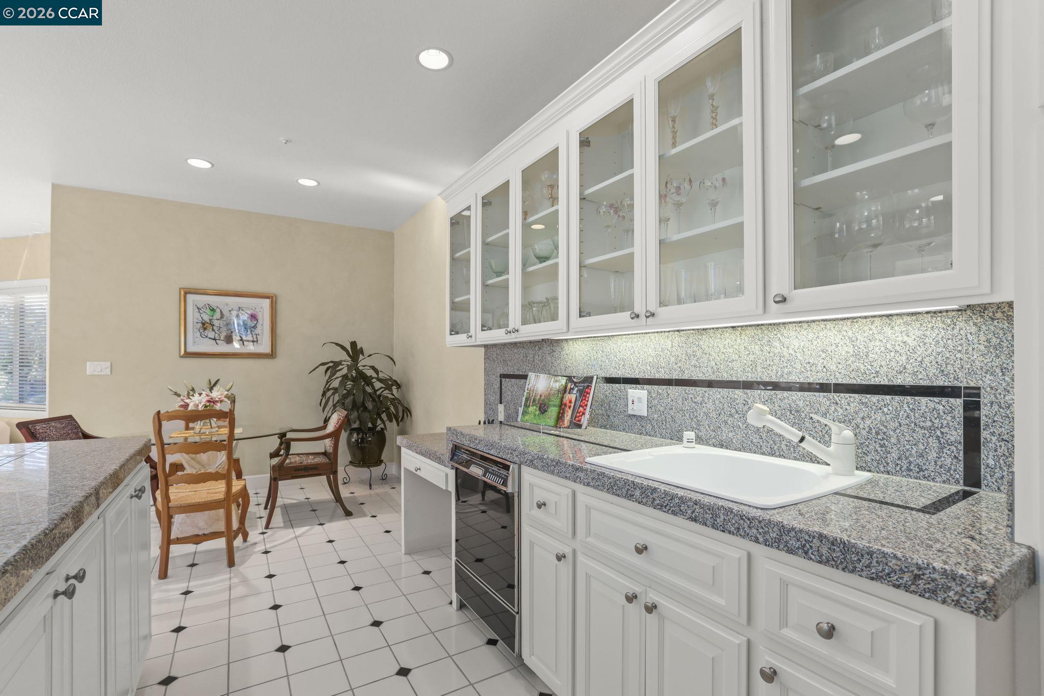 4 Julianna, Moraga CA 94556 — photo 10
