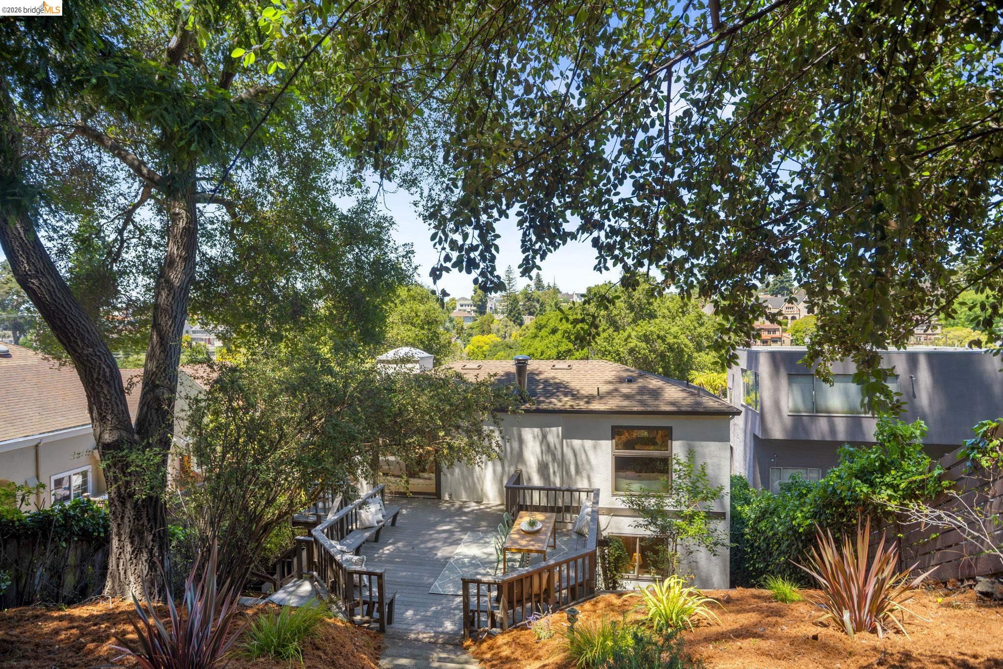 1085 Brookwood Road, Oakland CA 94610 — photo 41