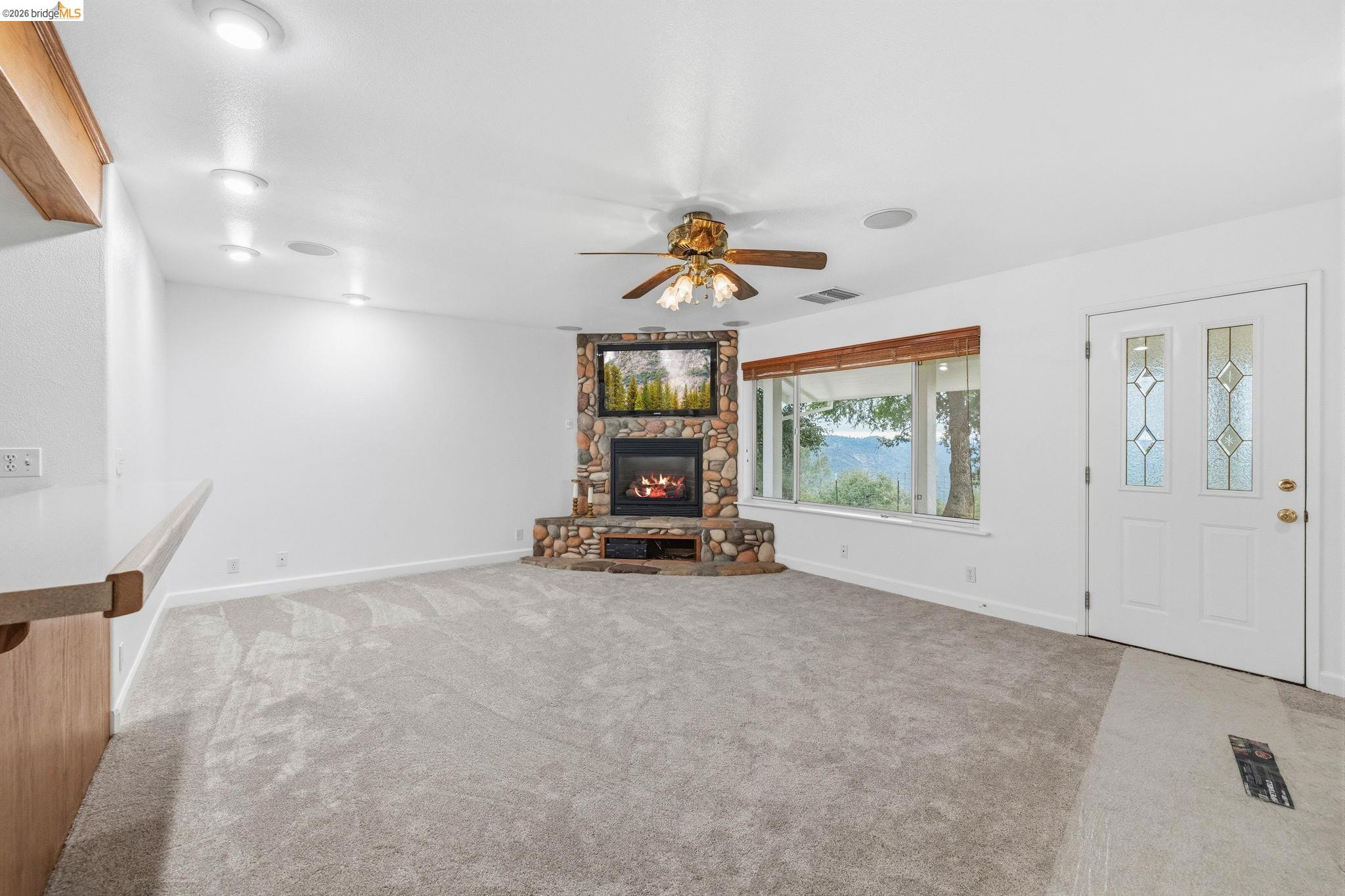 19466 Mira Monte Rd, Tuolumne CA 95379 — photo 8