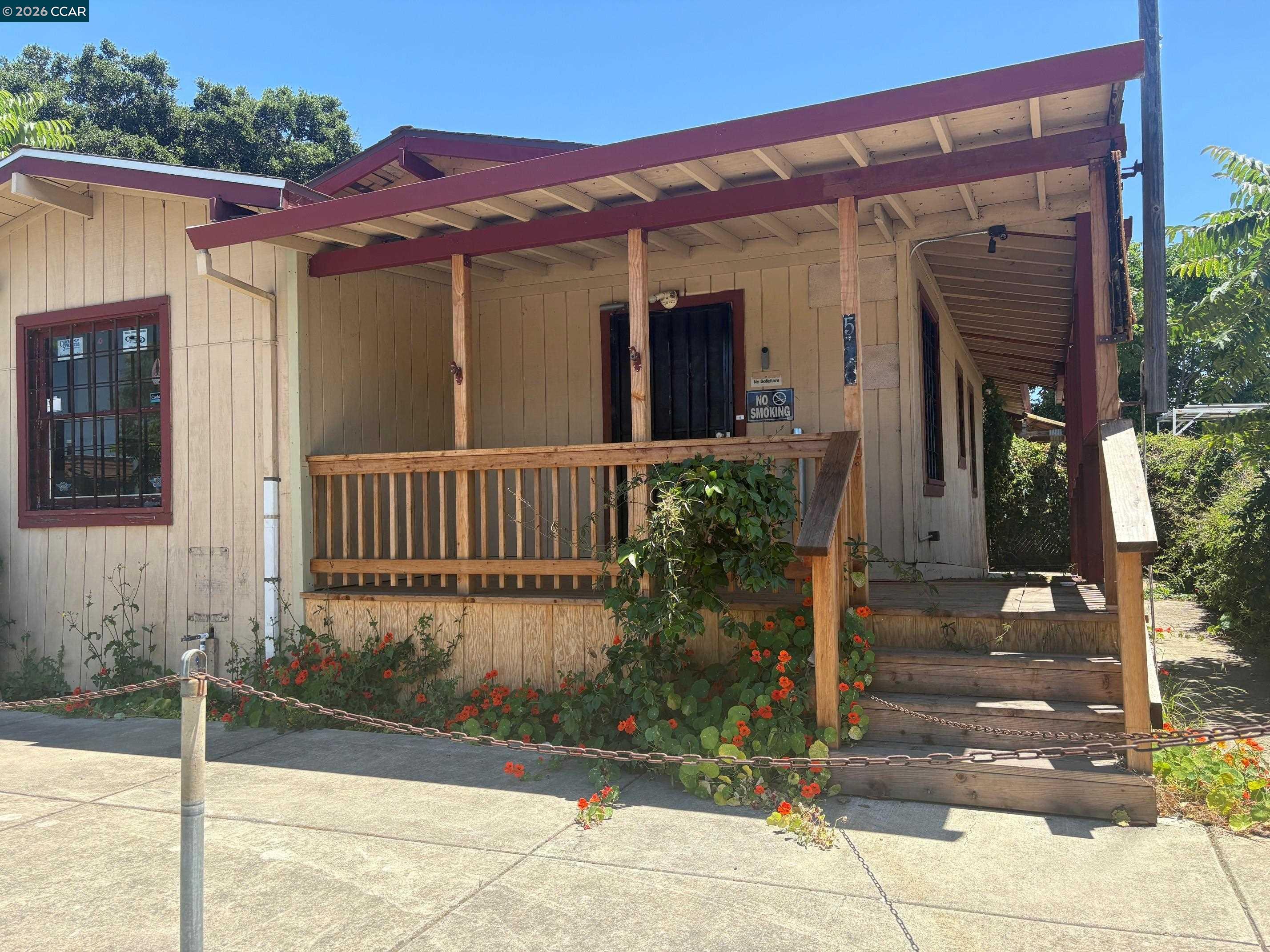 516 Ward St, Martinez CA 94553 — photo 3