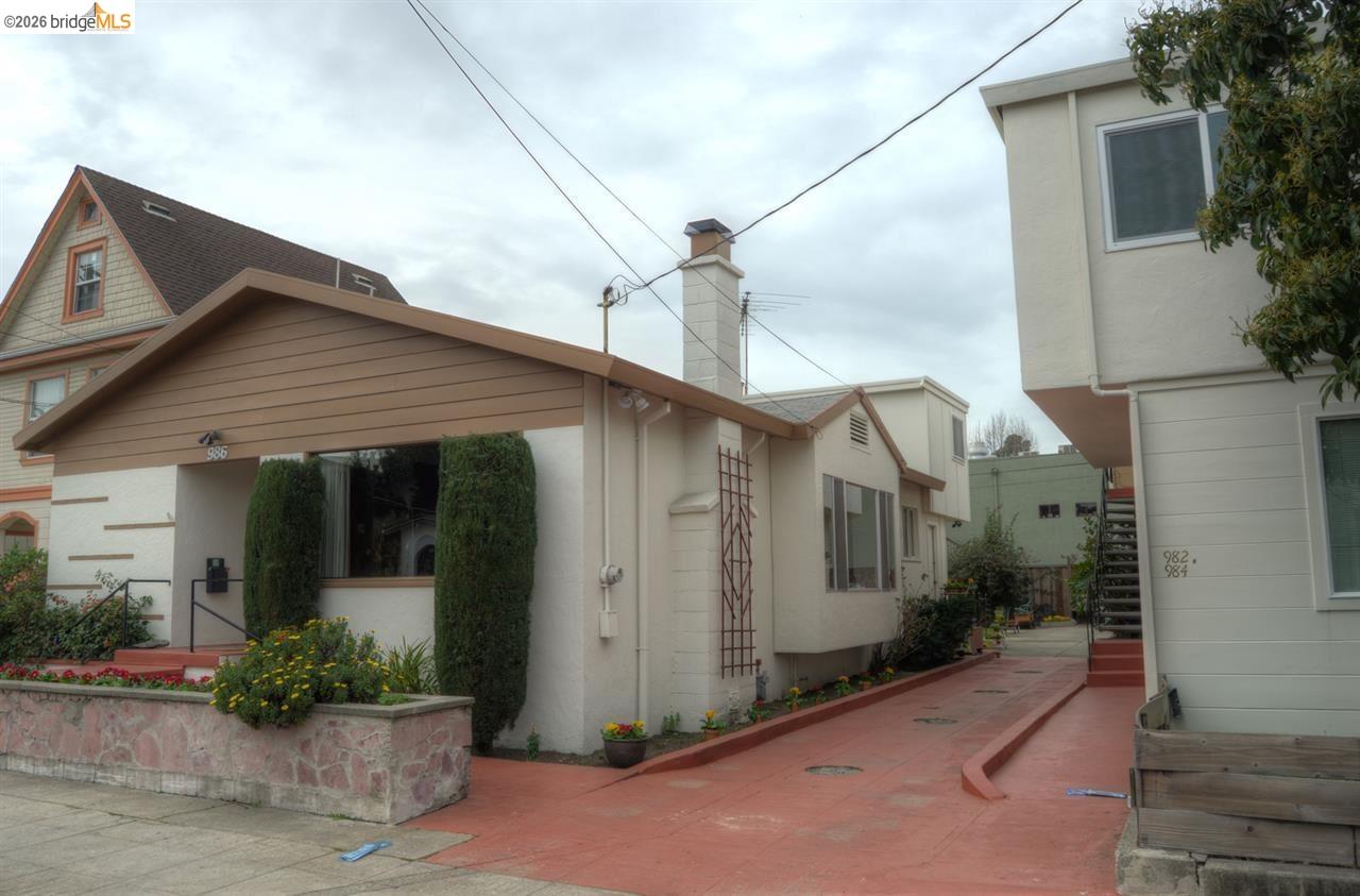 986 Kains Ave, Albany CA 94705 — photo 19