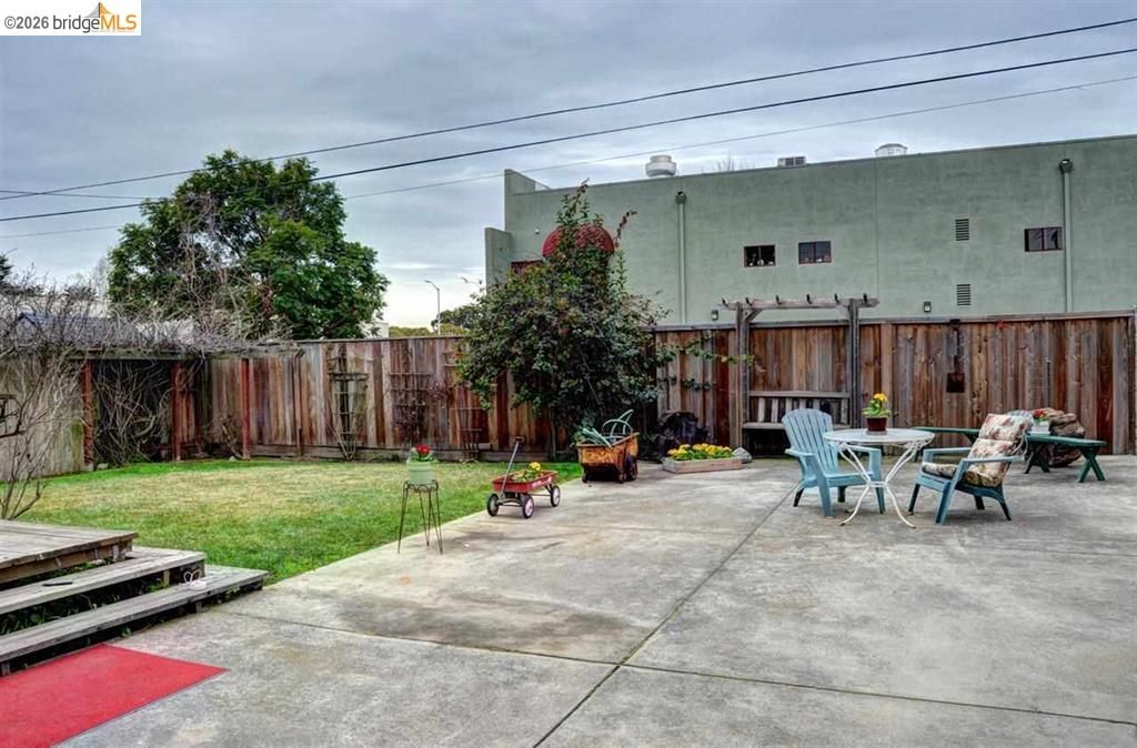 986 Kains Ave, Albany CA 94705 — photo 23