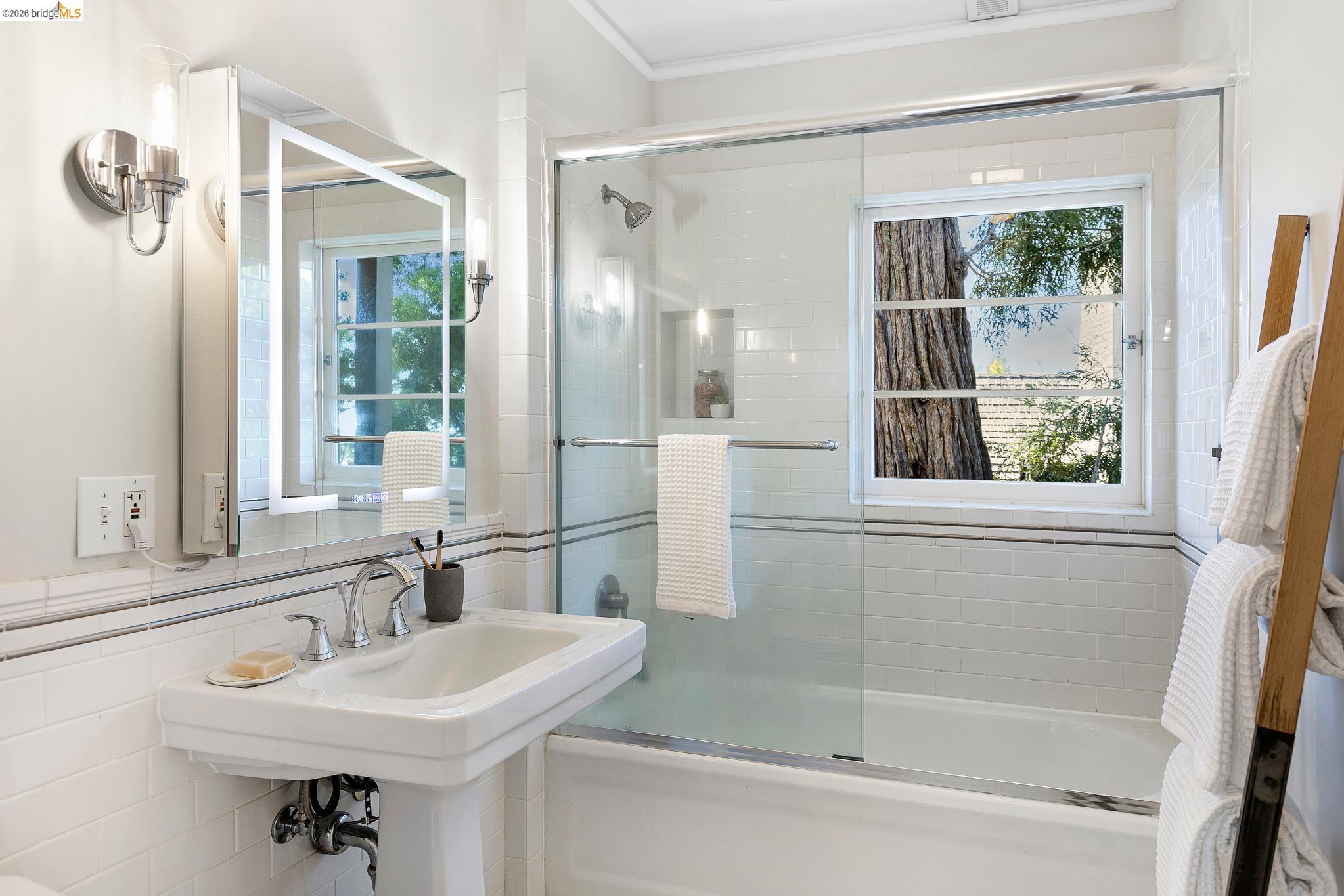 110 Somerset Rd, Piedmont CA 94611 — photo 45