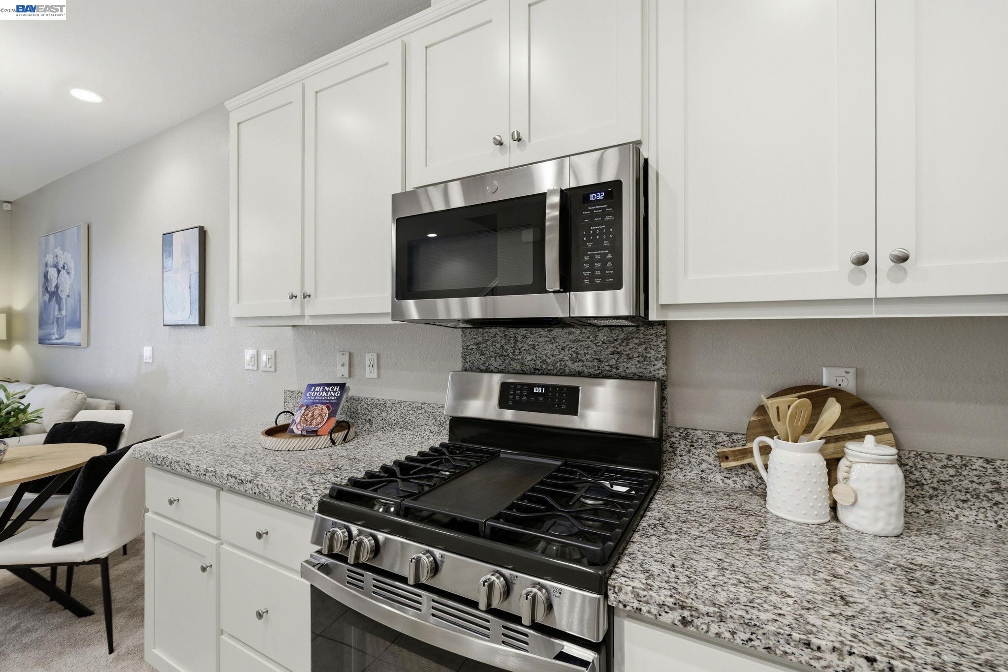 Photo #15: 41137232 Listing: Photo #15