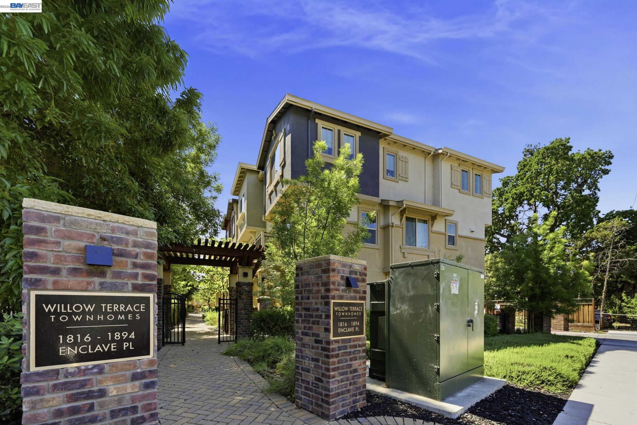 1820 Enclave Pl, Concord, CA 94519 photo 3