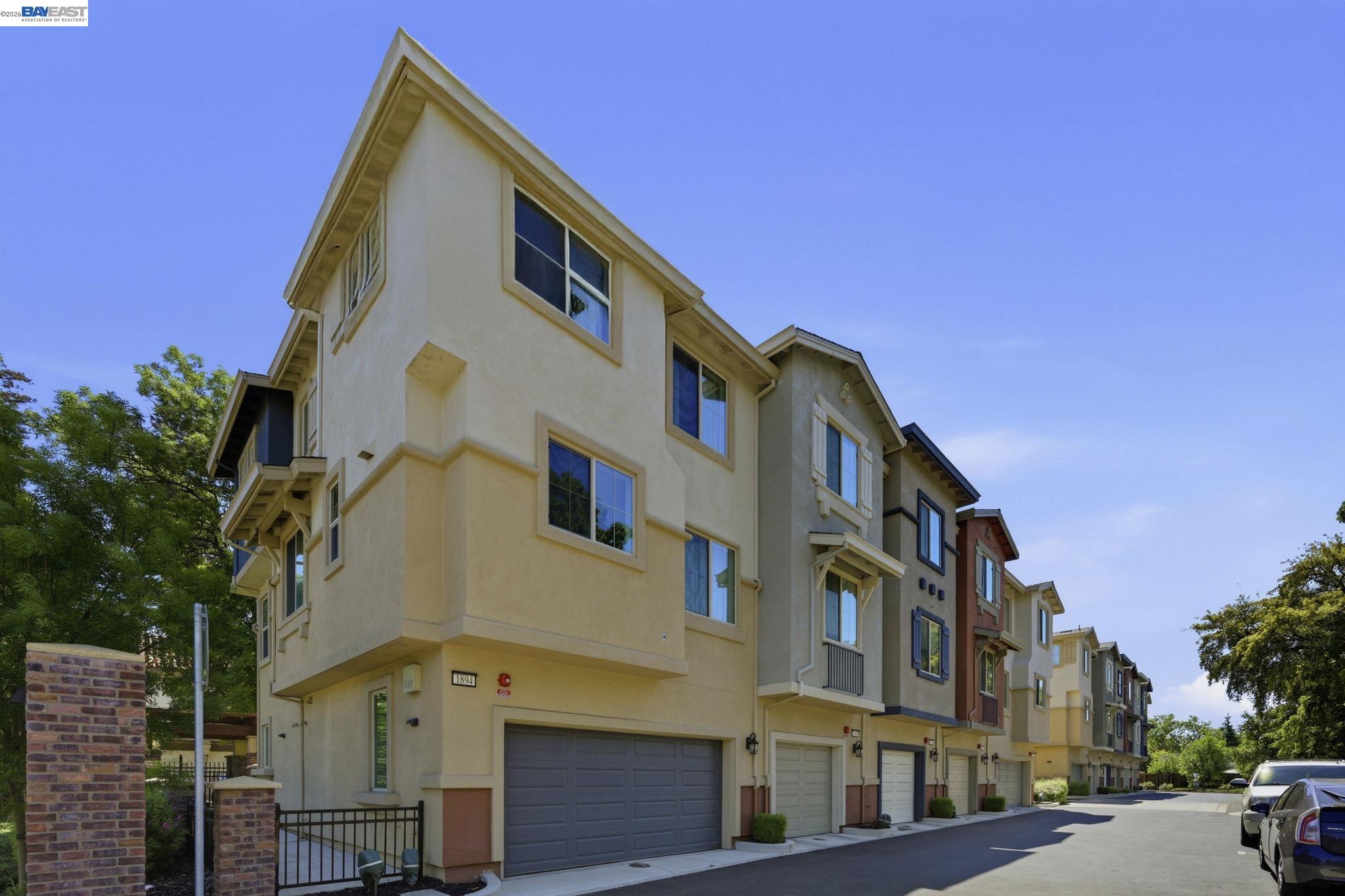 Photo #43: 41137232 Listing: Photo #43