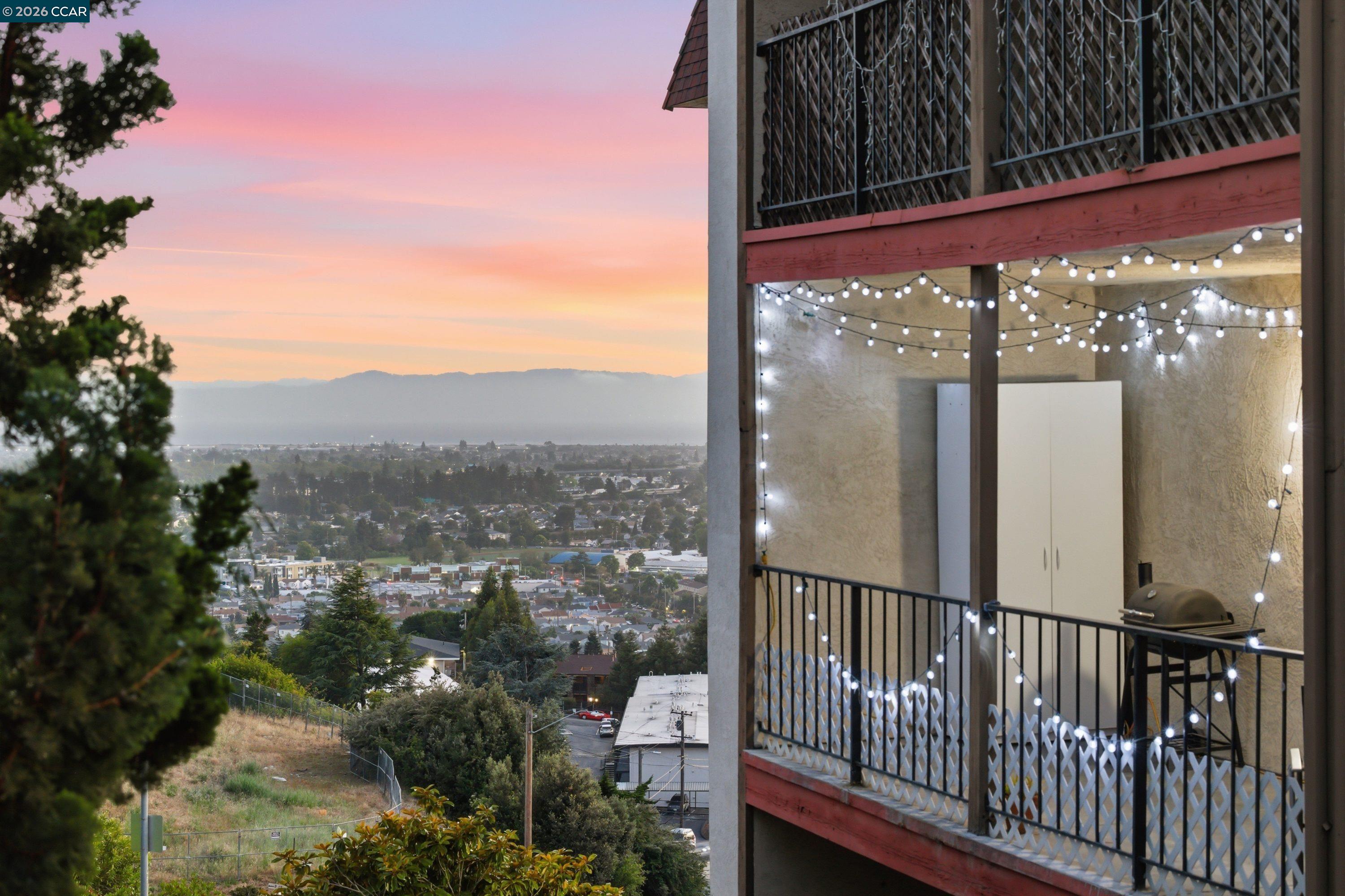 Castro Valley CA Condos For Sale