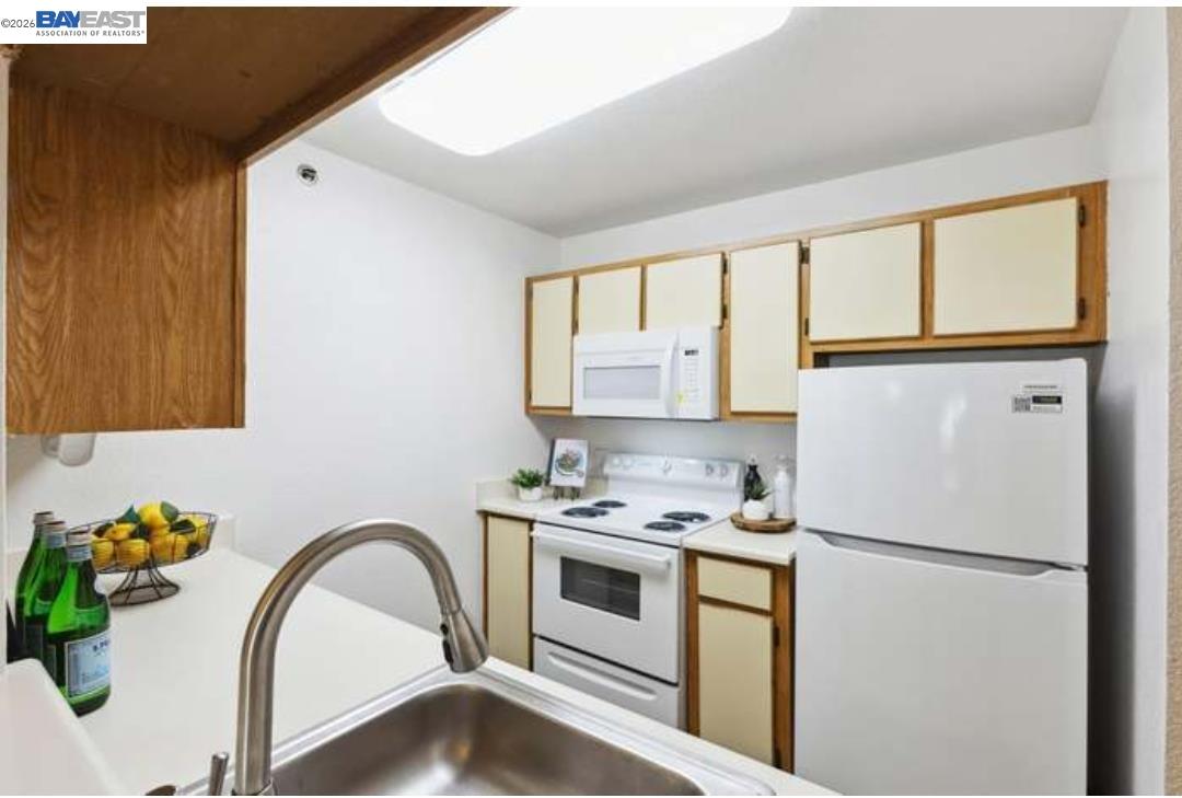 Photo #11: 41137243 Listing: Photo #11