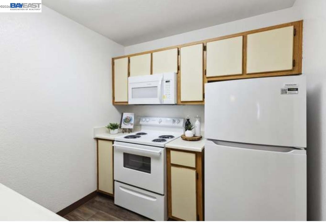 Photo #12: 41137243 Listing: Photo #12