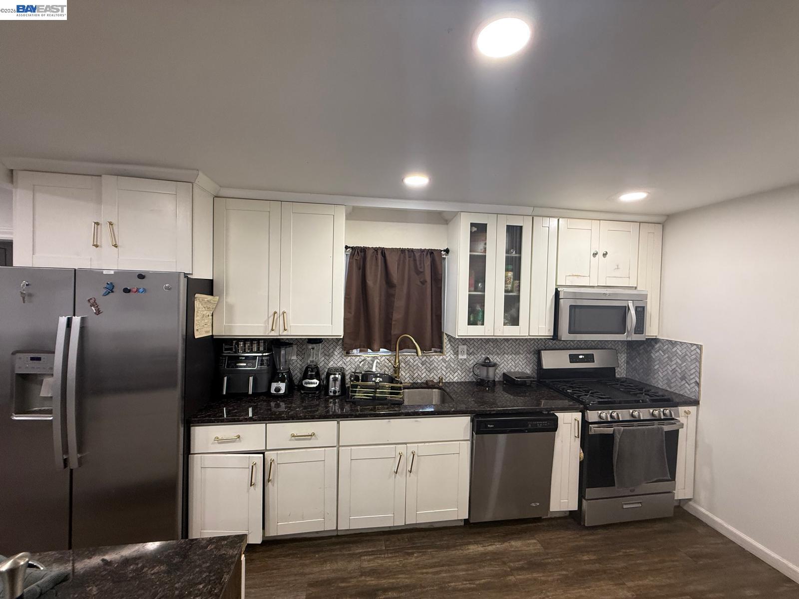 674 CLARA, Oakland CA 94603 — photo 20