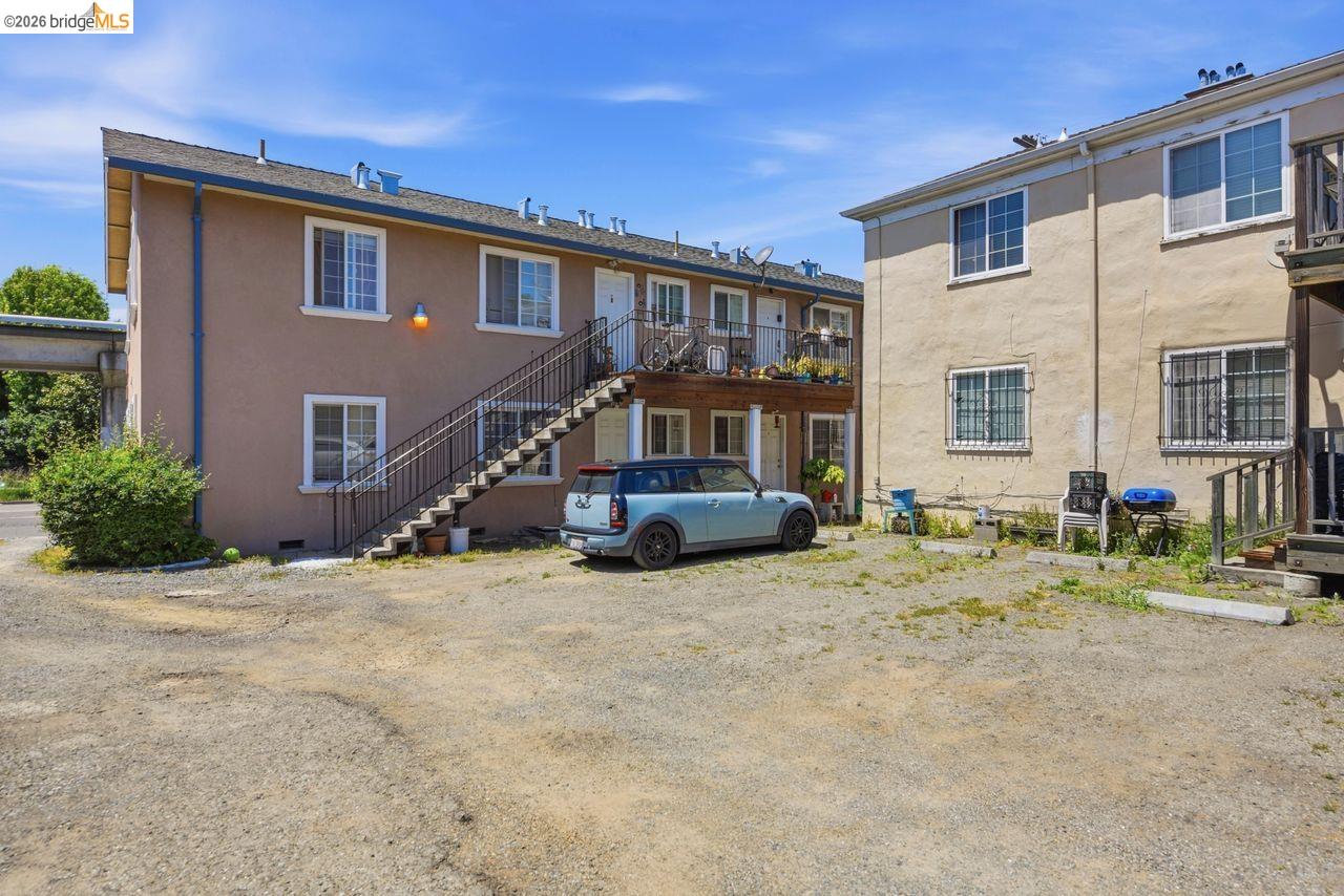 5936 Martin Luther King Jr Way, Oakland CA 94609 — photo 6