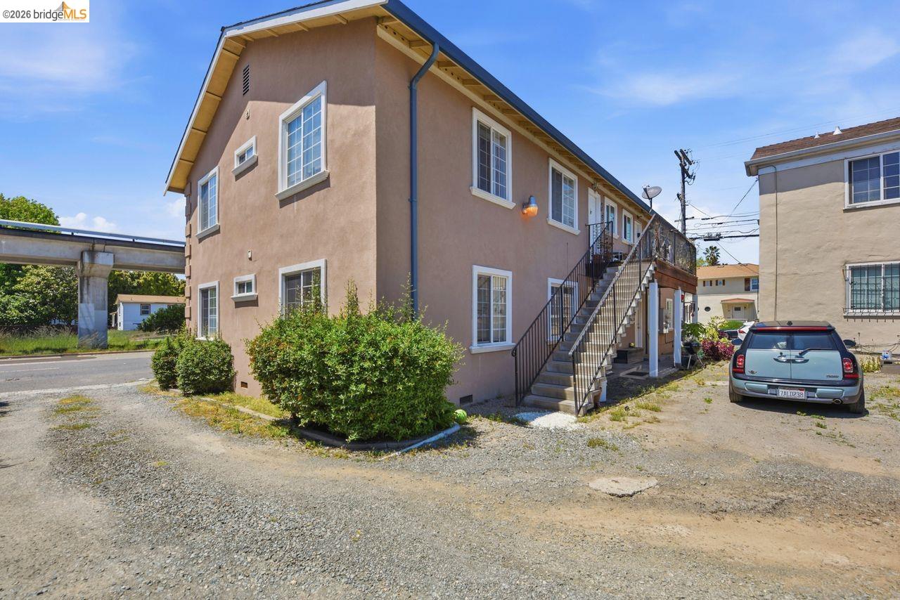 5936 Martin Luther King Jr Way, Oakland CA 94609 — photo 9