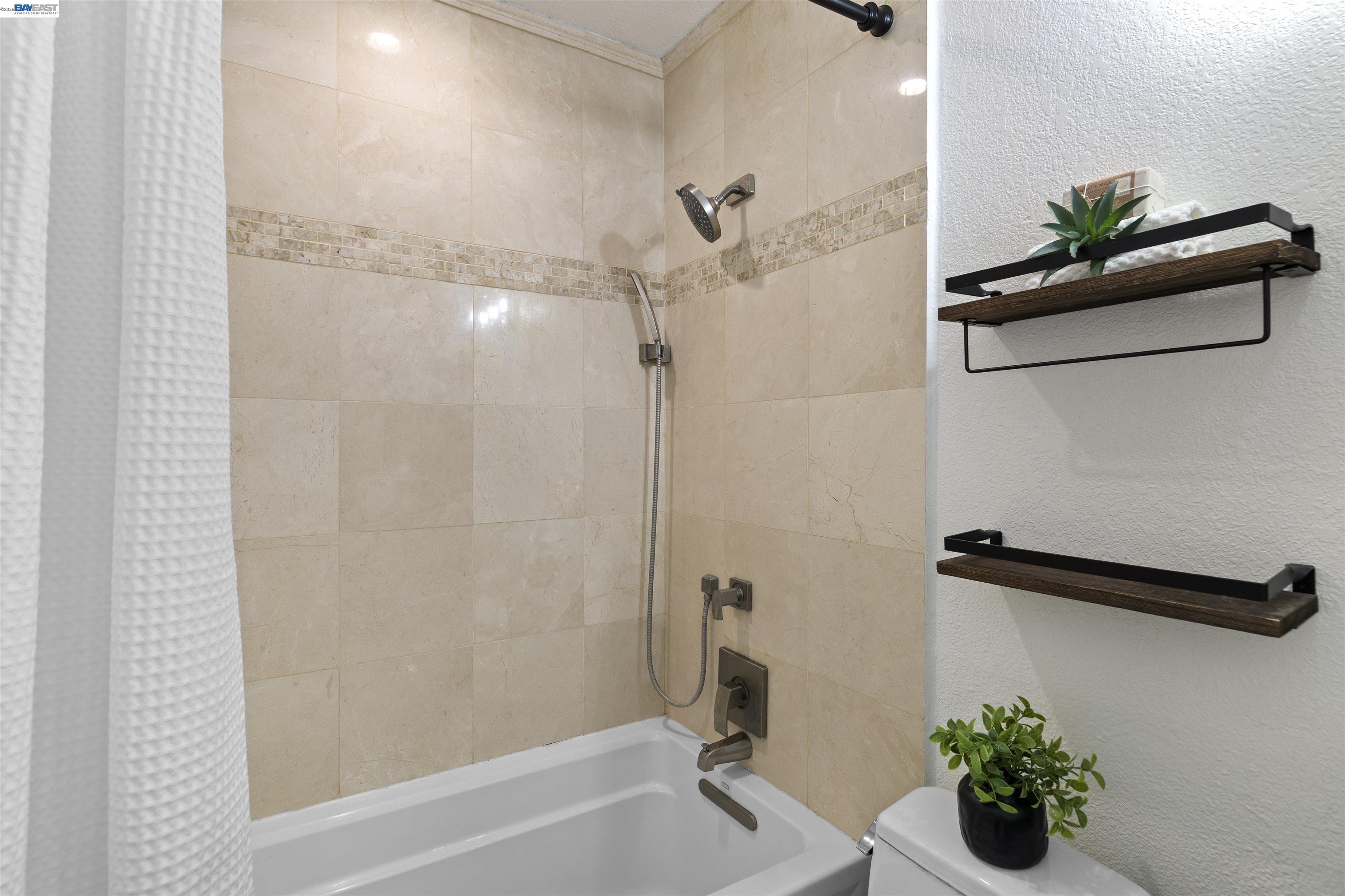 Photo #29: 41137270 Listing: Photo #29