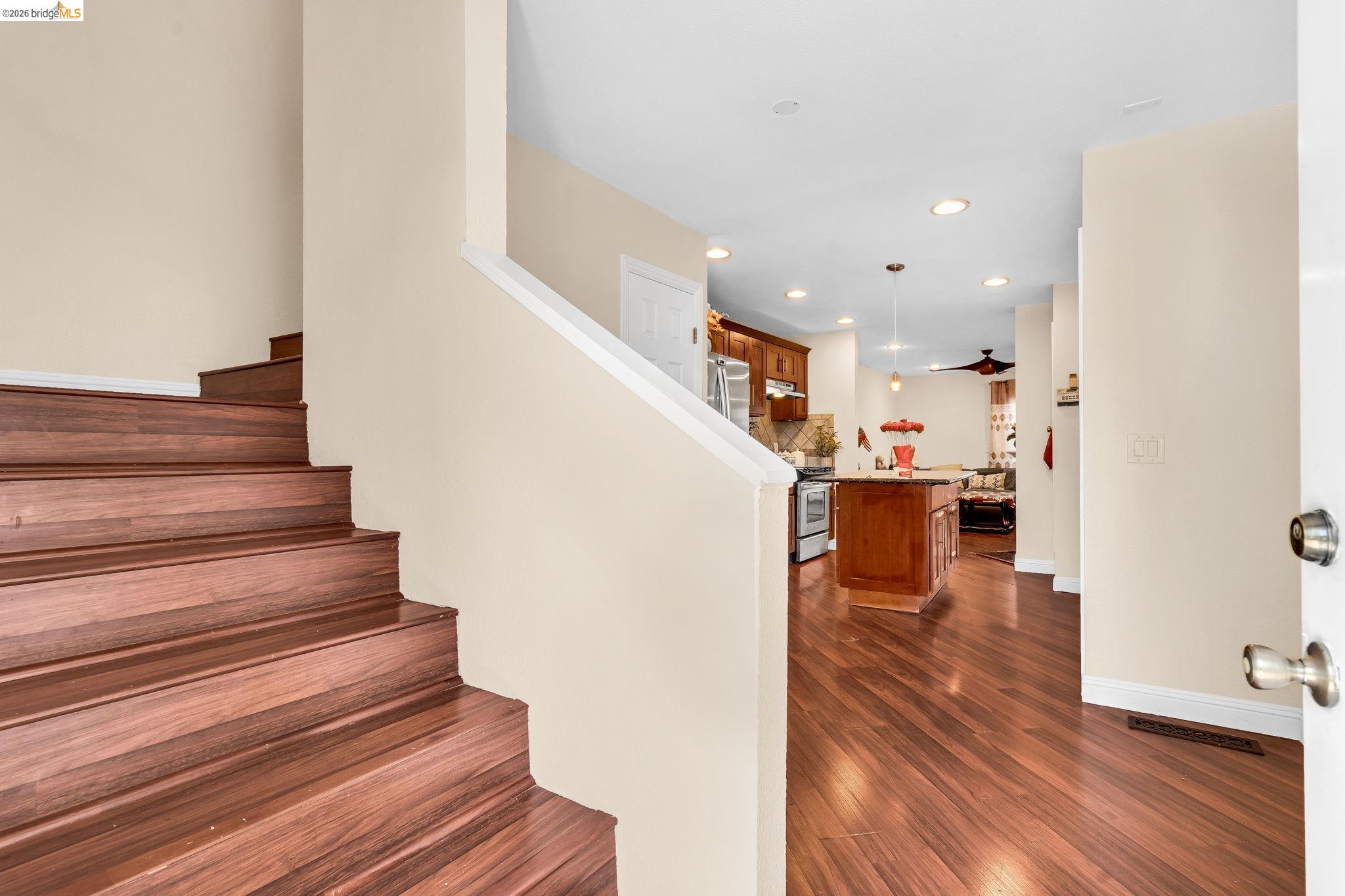 Photo #6: 41137284 Listing: Photo #6