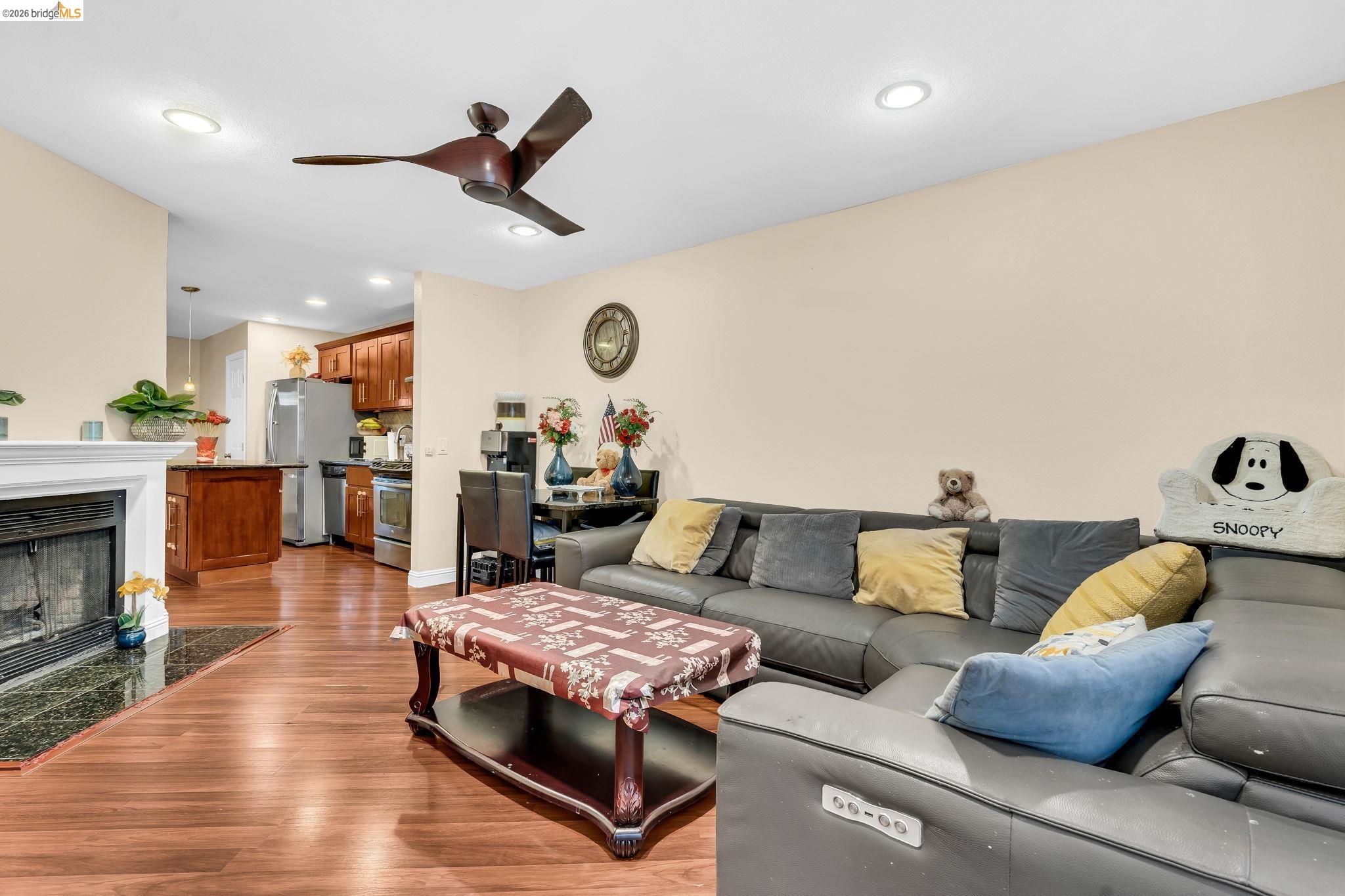 Photo #7: 41137284 Listing: Photo #7