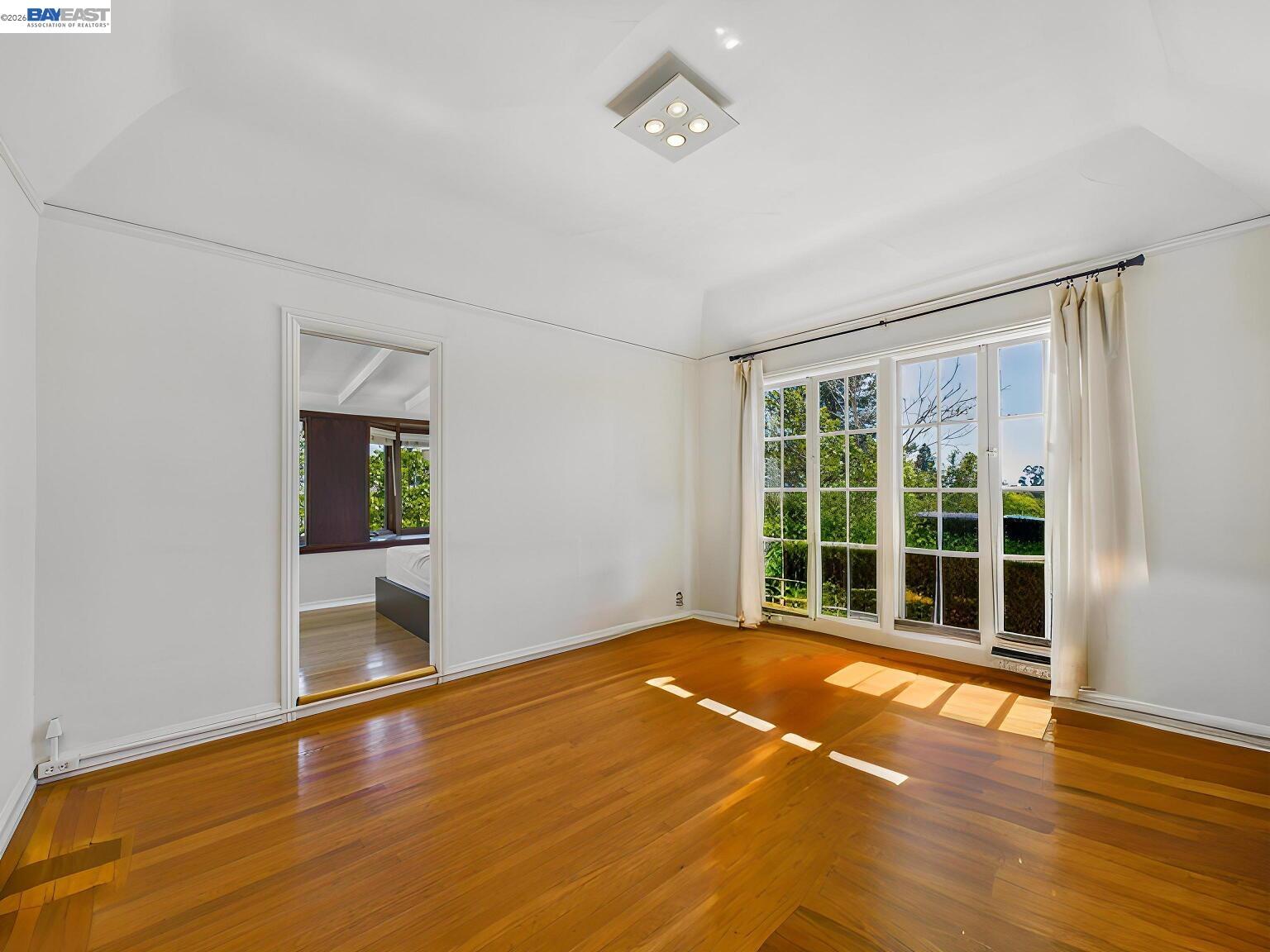Photo #13: 41137293 Listing: Photo #13