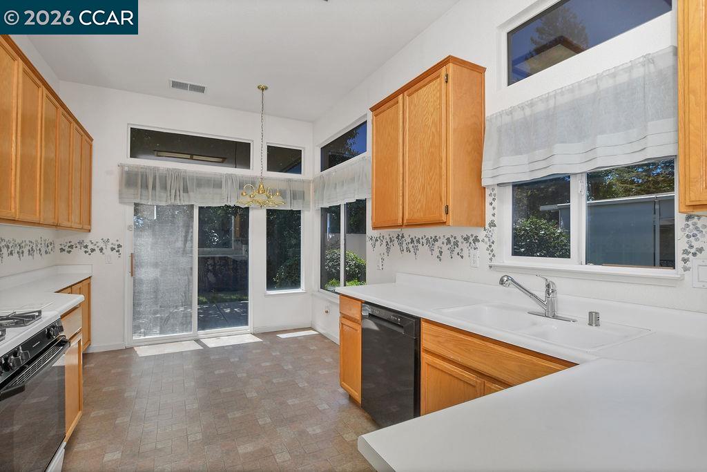 1630 Jubilee Dr, Brentwood CA 94513 — photo 10