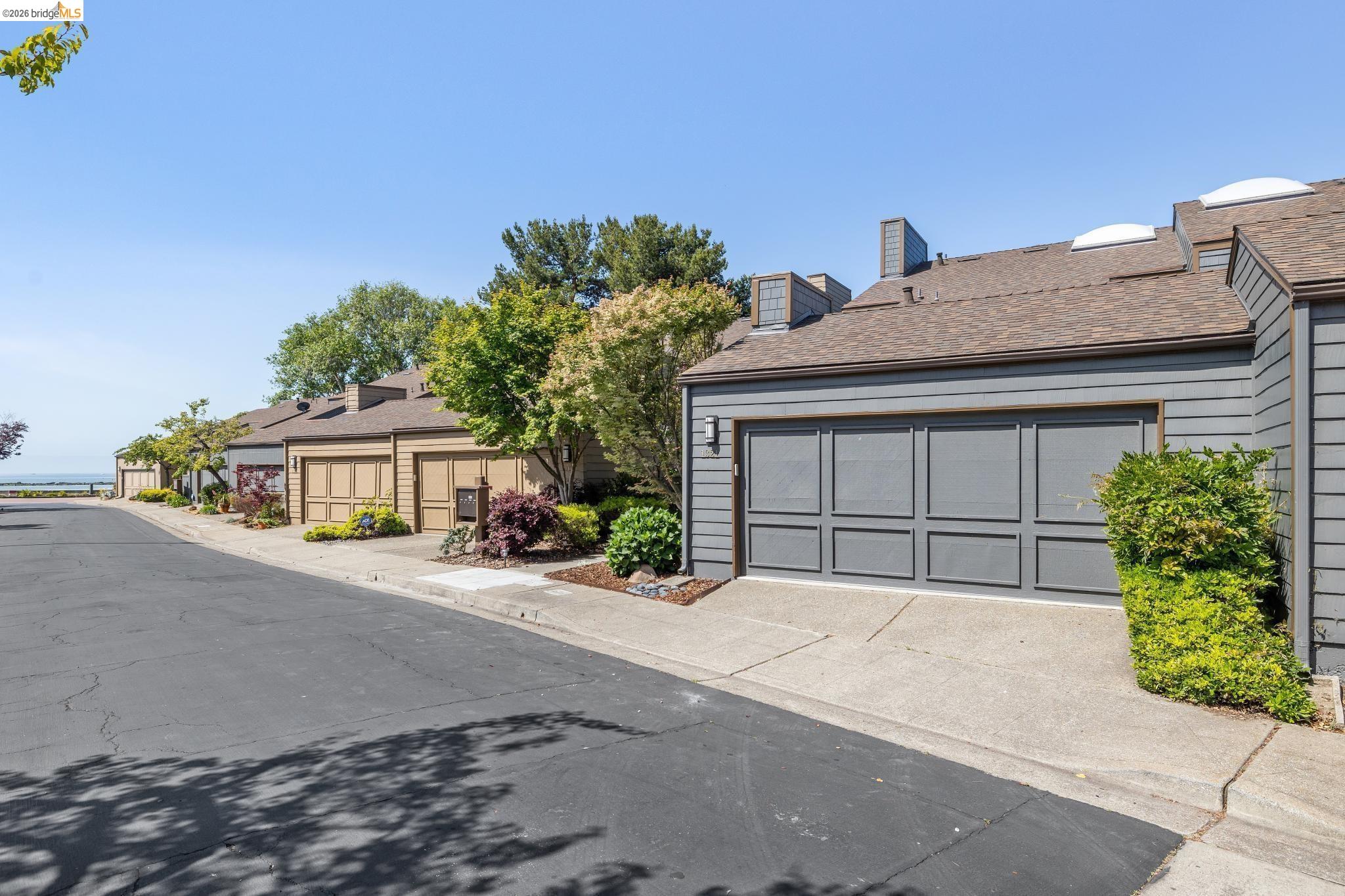 Photo #5: 41137307 Listing: Photo #5