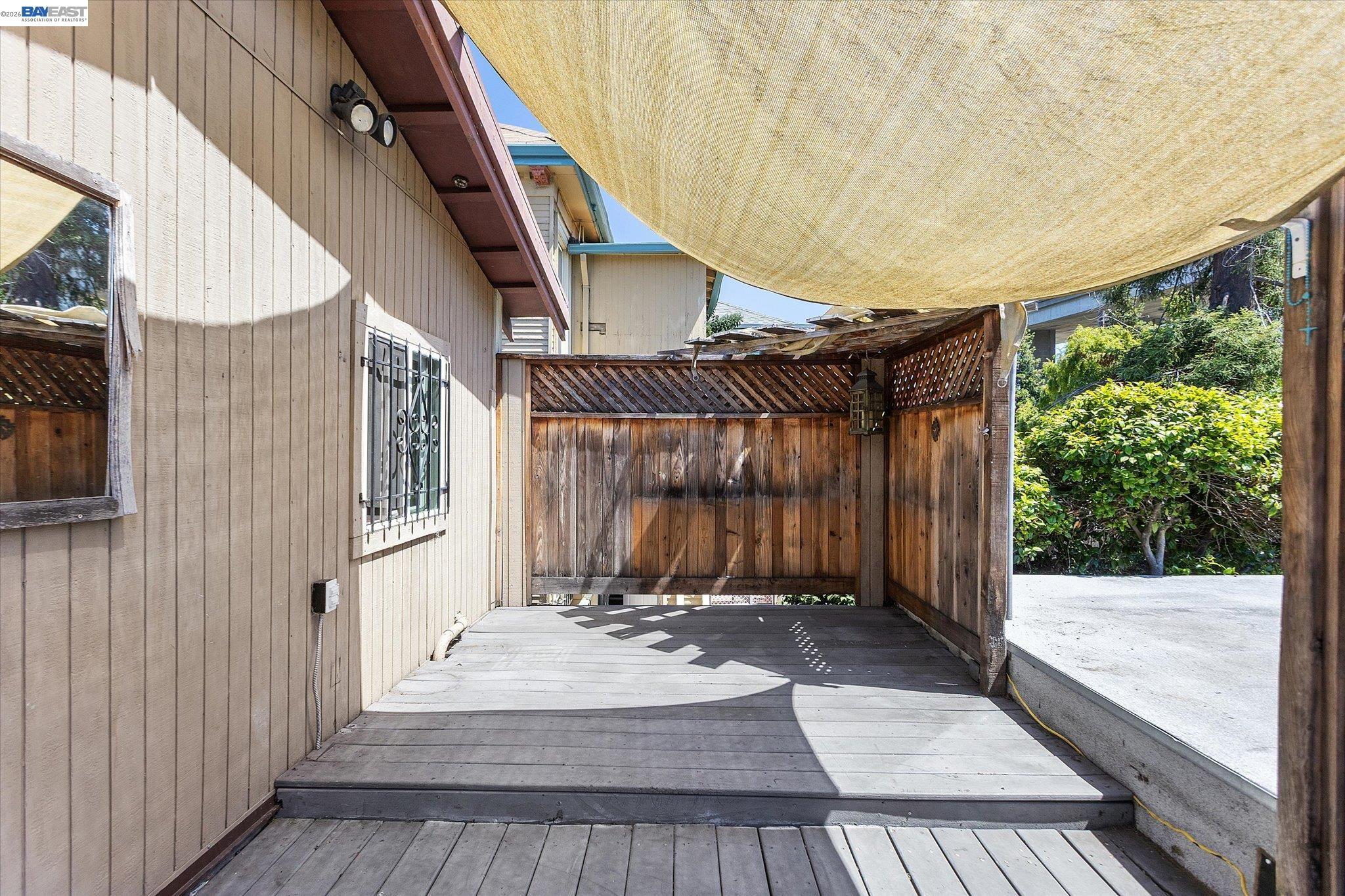 3246 MLK Jr. Way, Oakland CA 94609 — photo 32