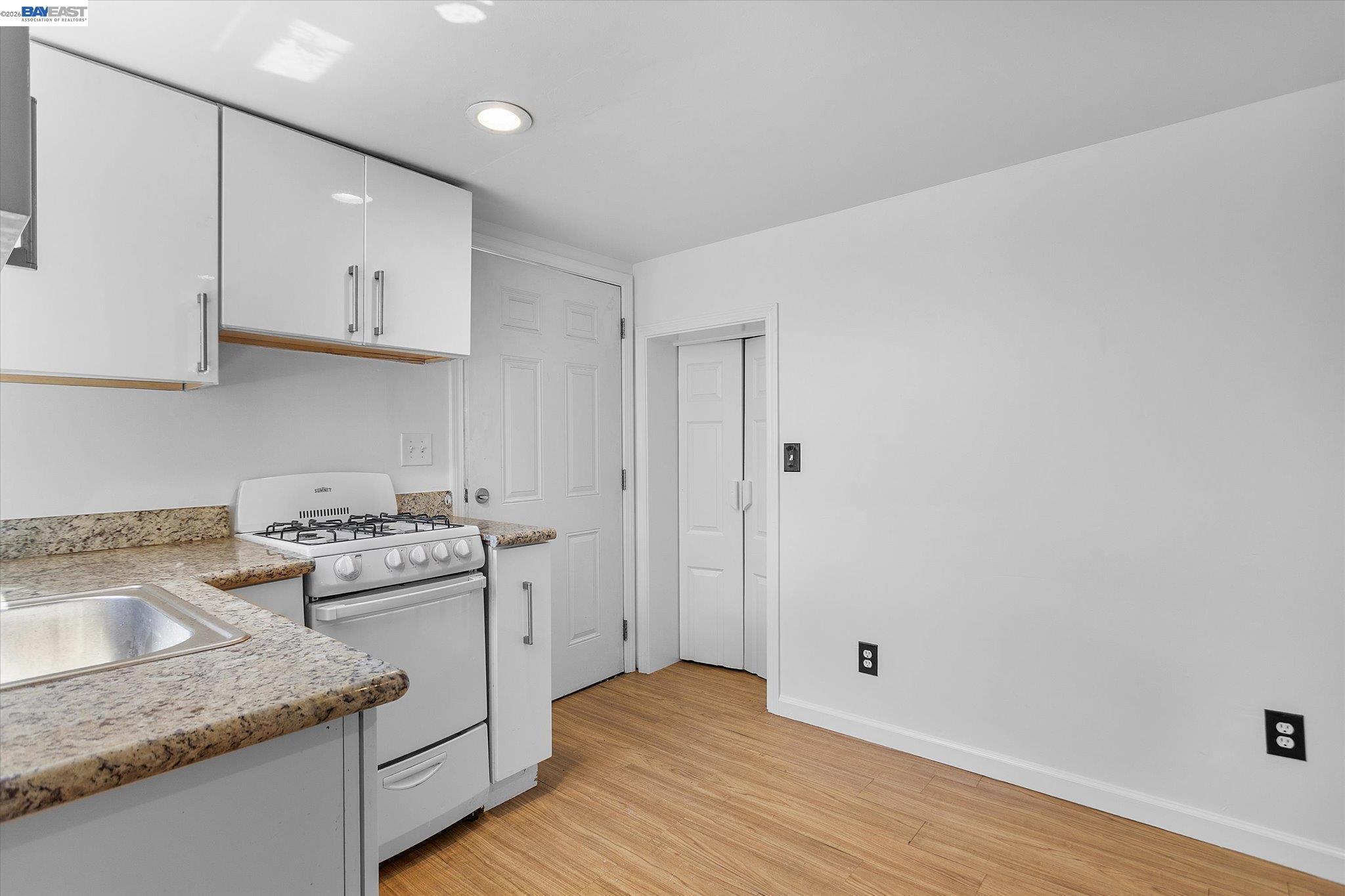 3246 MLK Jr. Way, Oakland CA 94609 — photo 40