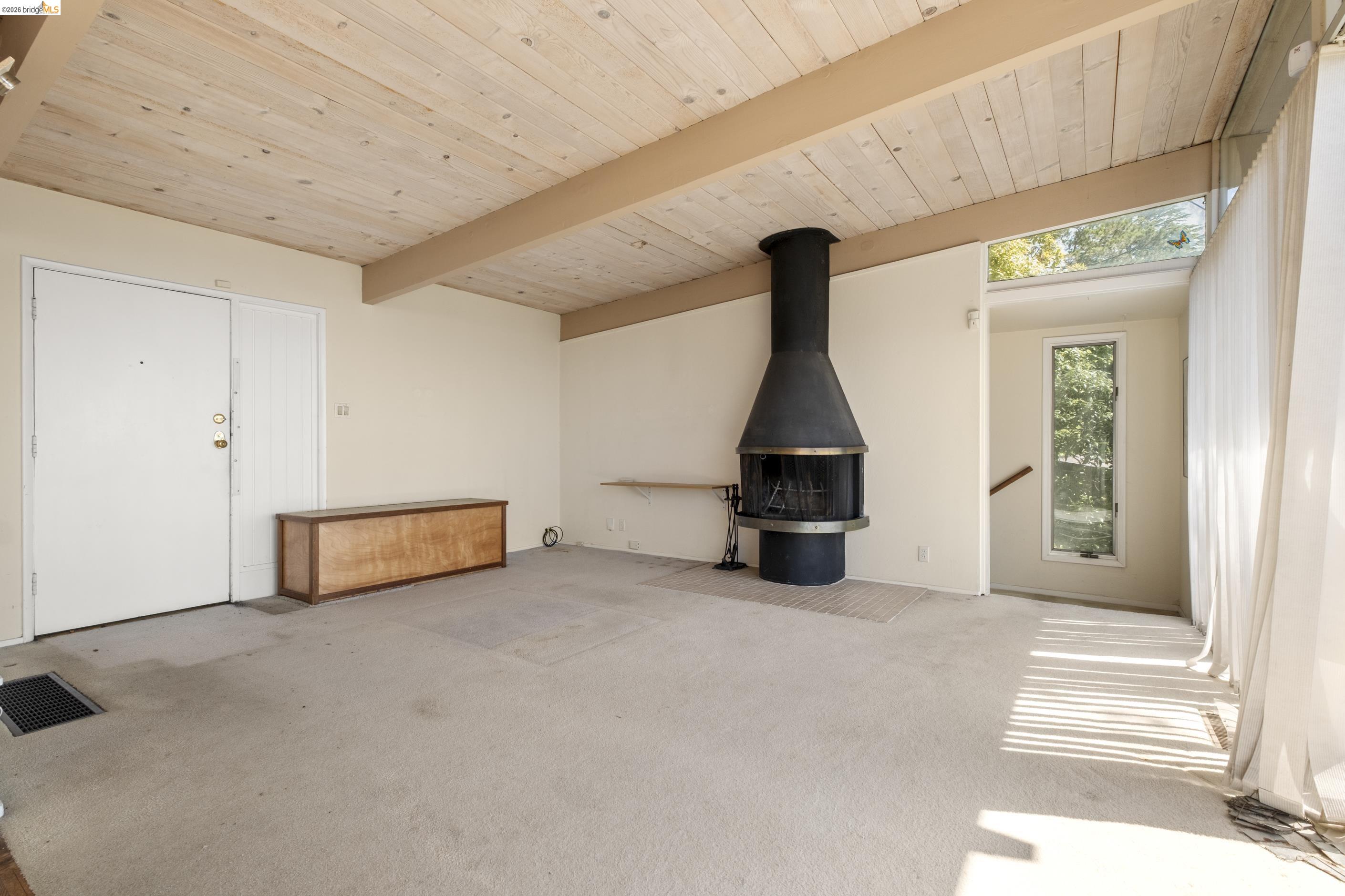 7279 Snake Rd