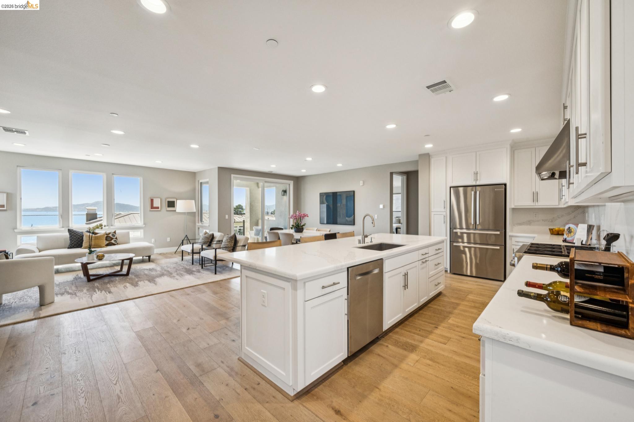 Photo #16: 41137316 Listing: Photo #16