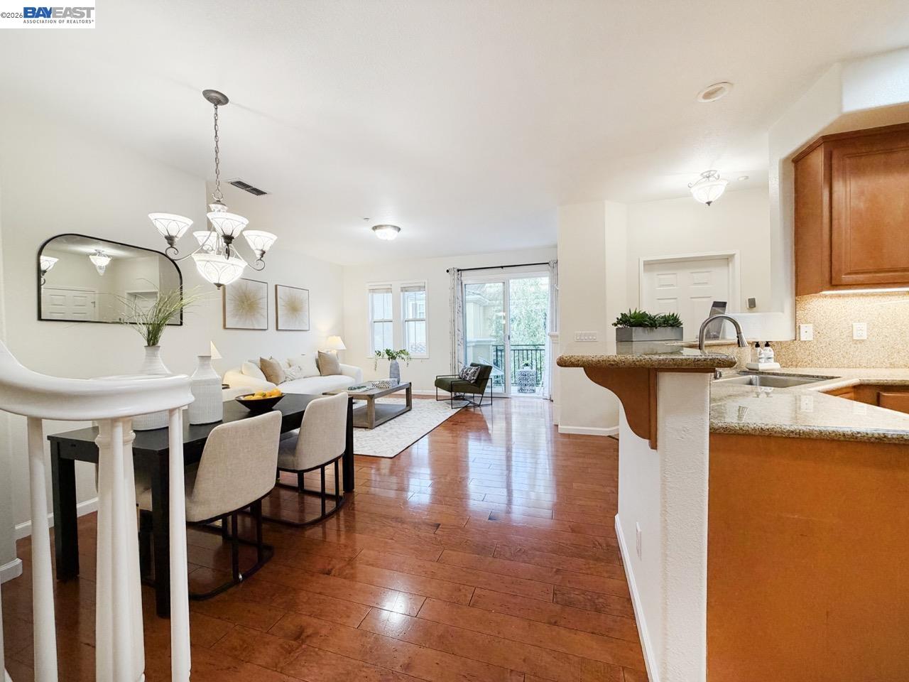 Photo #1: 41137338 Listing: Photo #1