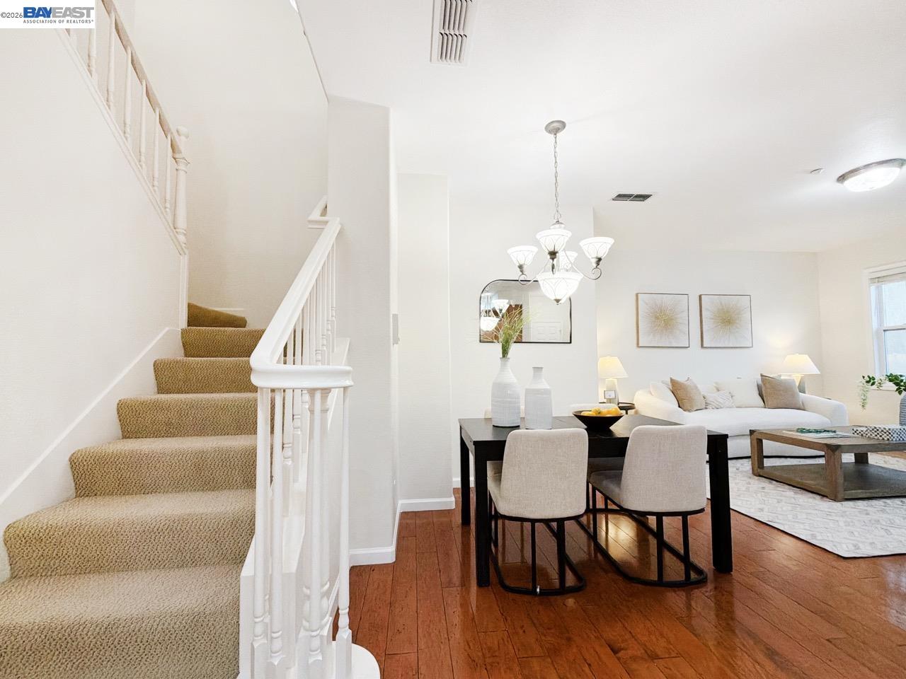 Photo #8: 41137338 Listing: Photo #8