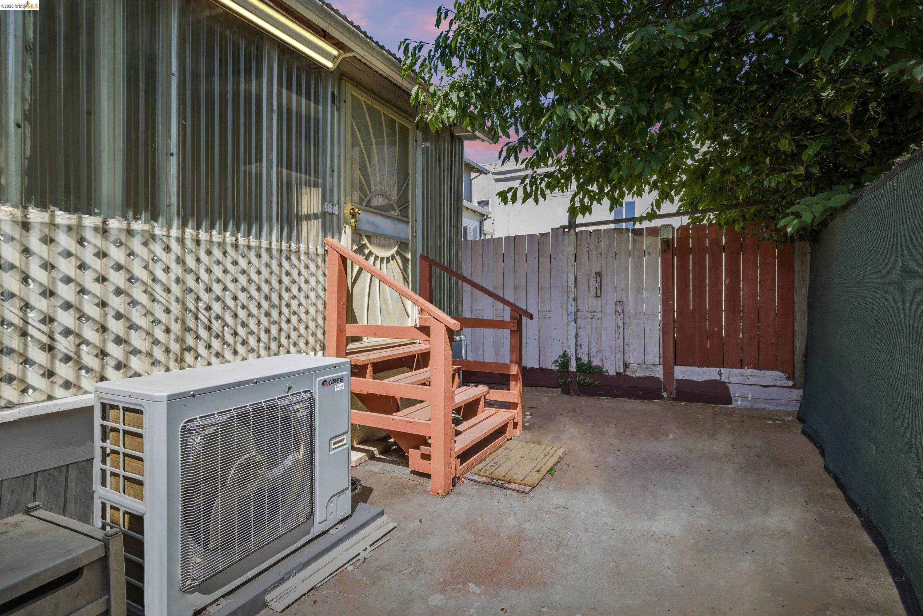 340 Foothill Blvd, Oakland CA 94606 — photo 33