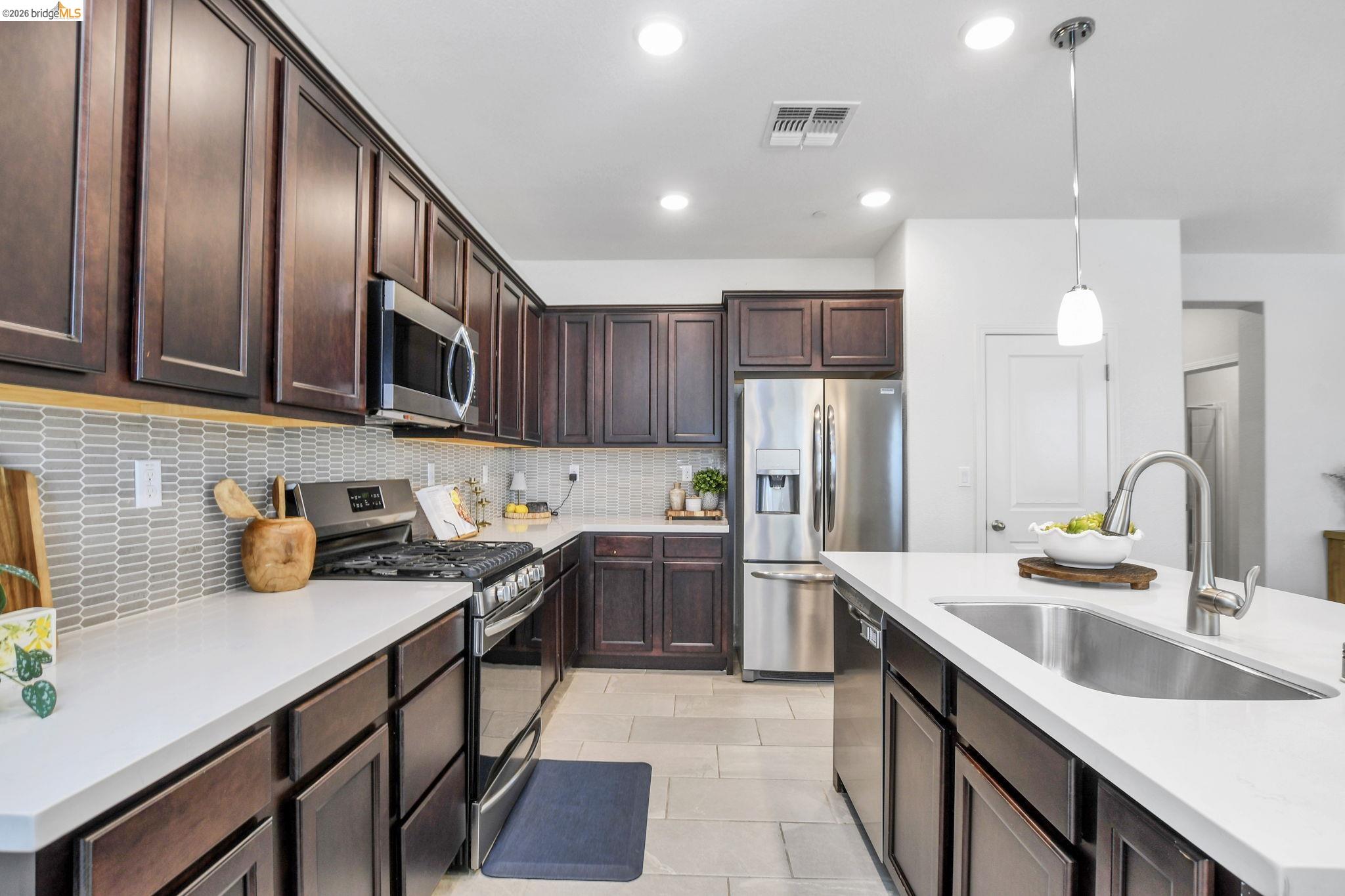 167 Davisco Dr, Oakley CA 94561 — photo 8