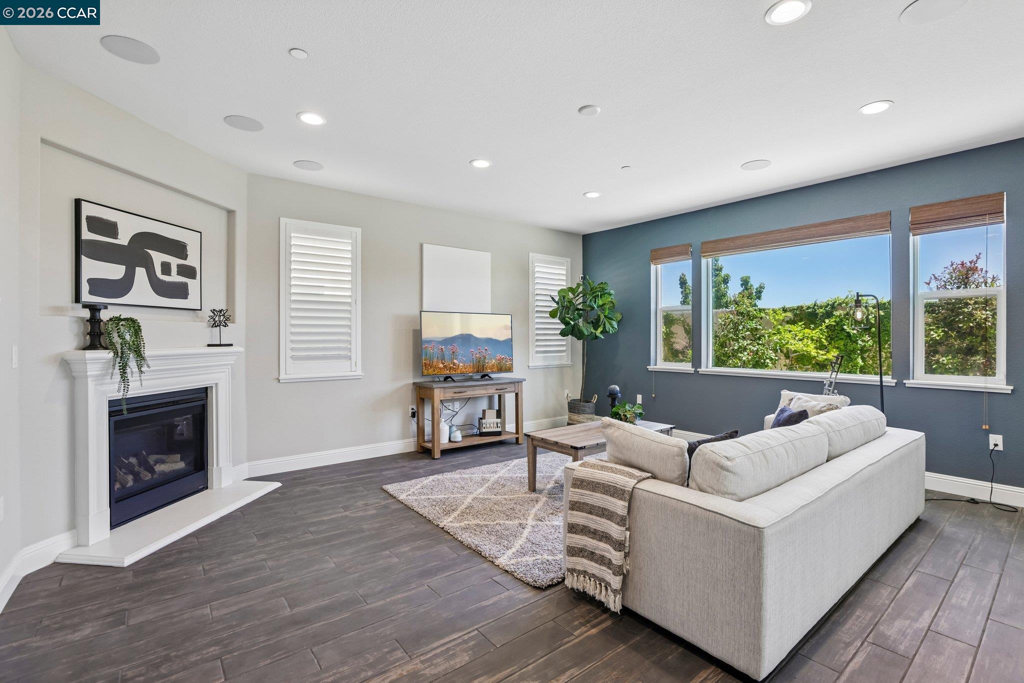 2565 Modena Dr, Pittsburg CA 94565 — photo 8