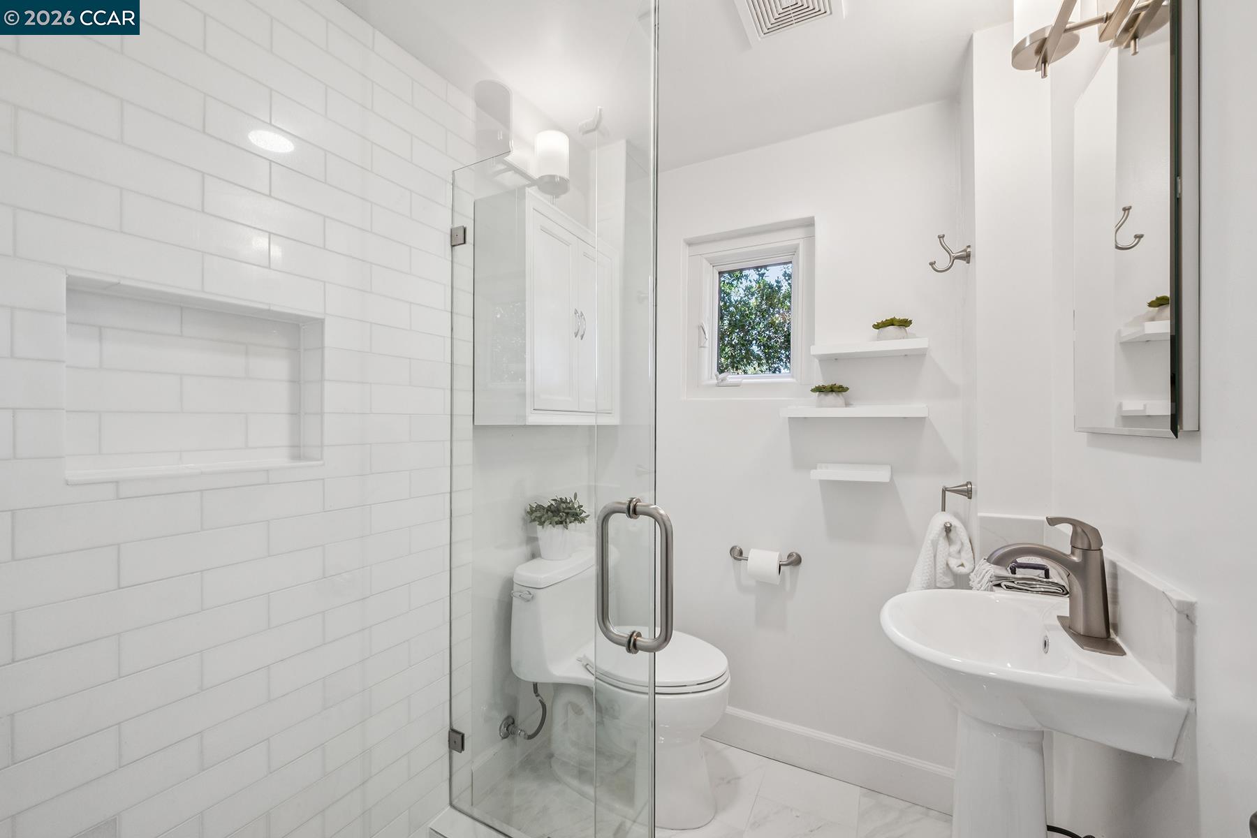 996 Hawthorne Dr, Lafayette CA 94549 — photo 22