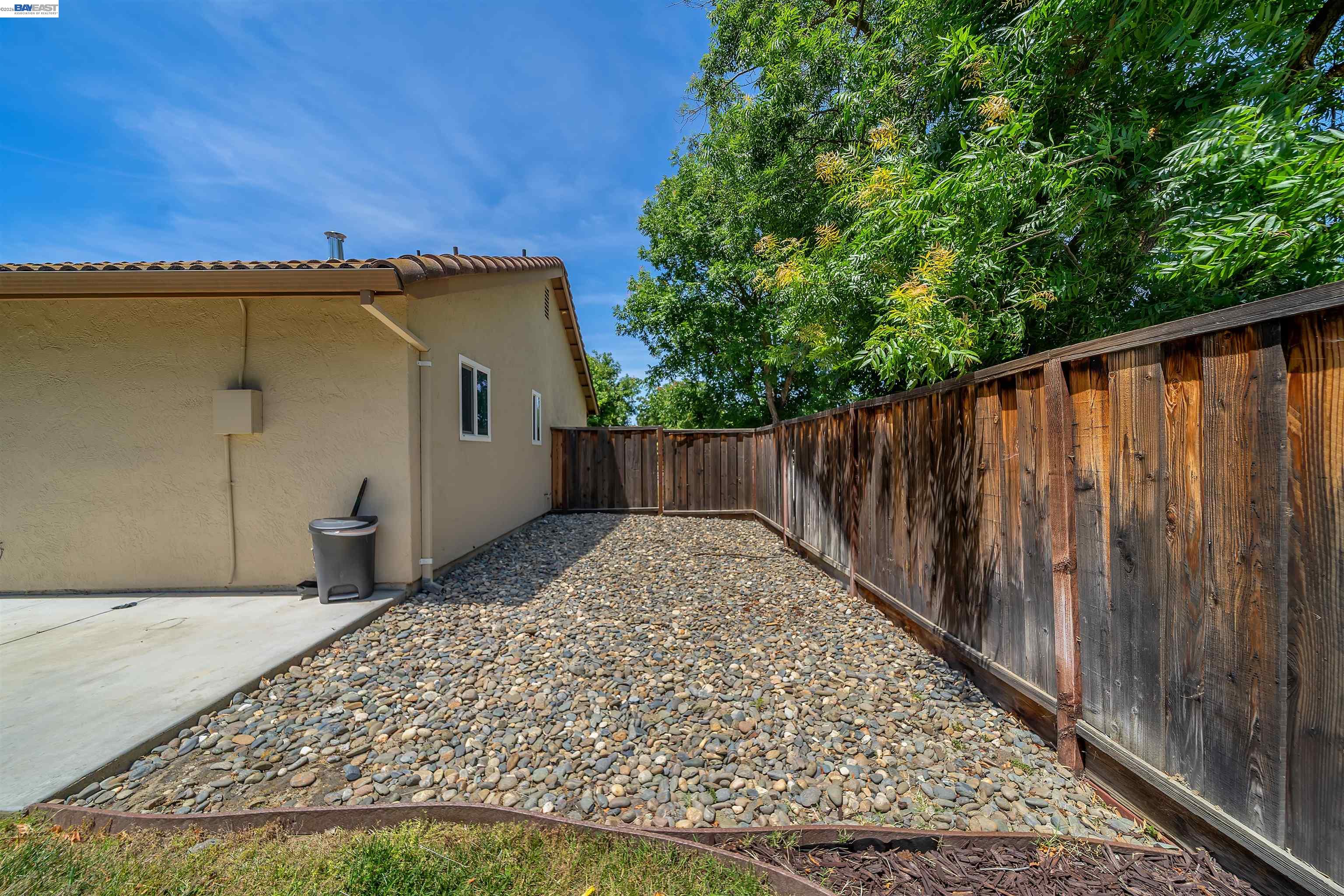 1820 S Willow Creek Dr, Tracy CA 95376 — photo 24