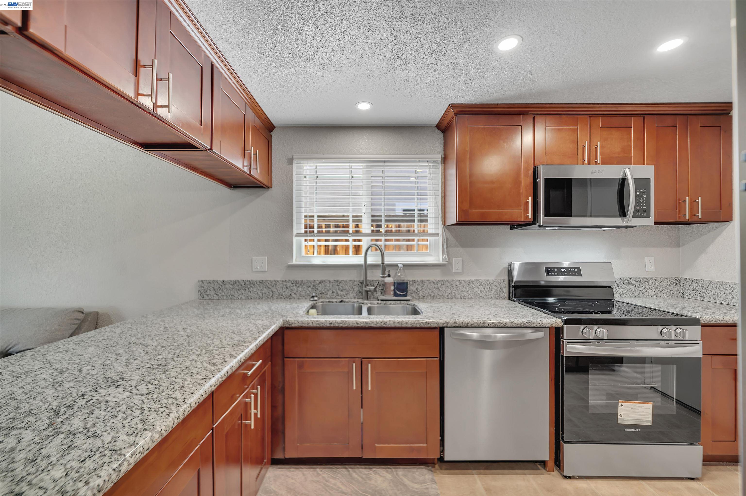 1820 S Willow Creek Dr, Tracy CA 95376 — photo 5