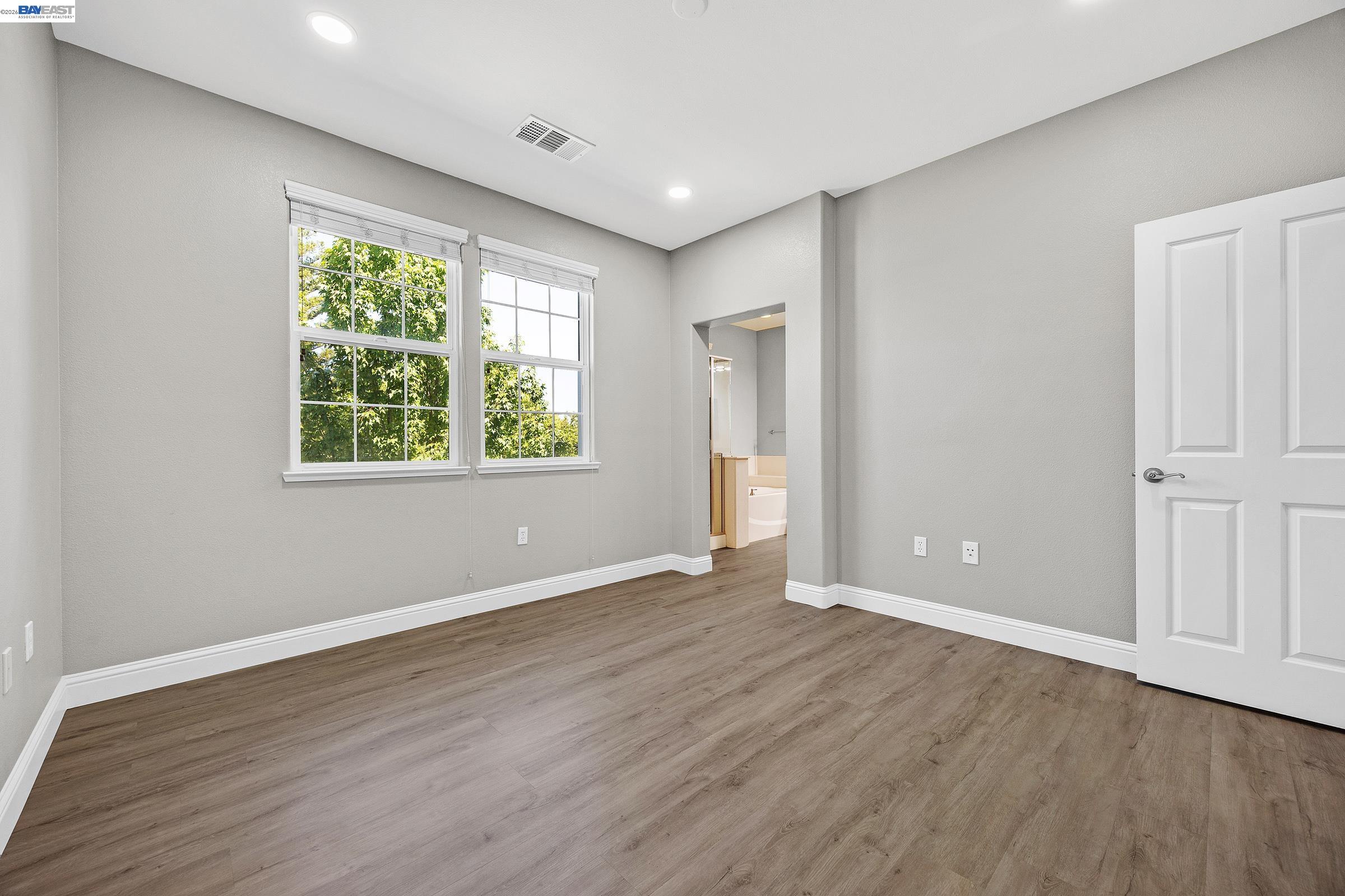Photo #14: 41137385 Listing: Photo #14