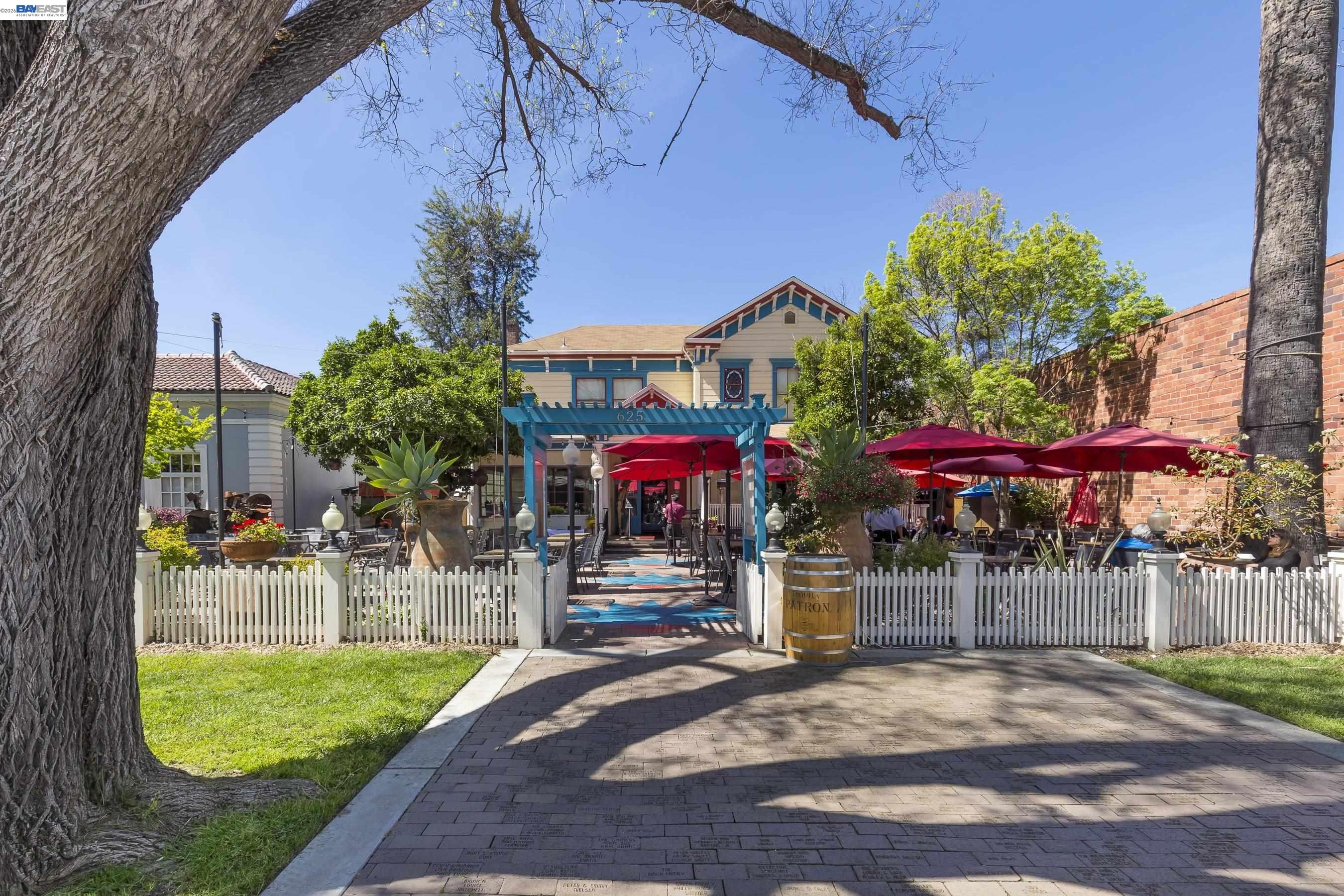 Photo #31: 41137385 Listing: Photo #31
