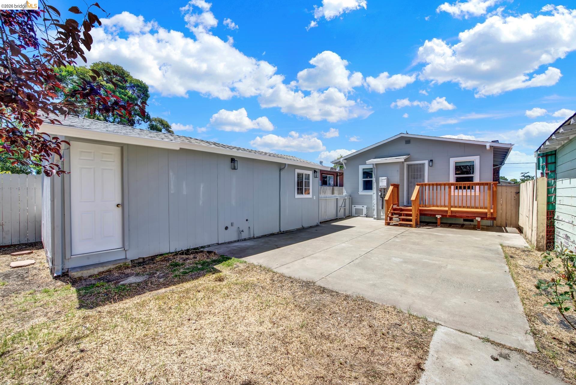 6900 Halliday Ave, Oakland CA 94605 — photo 30