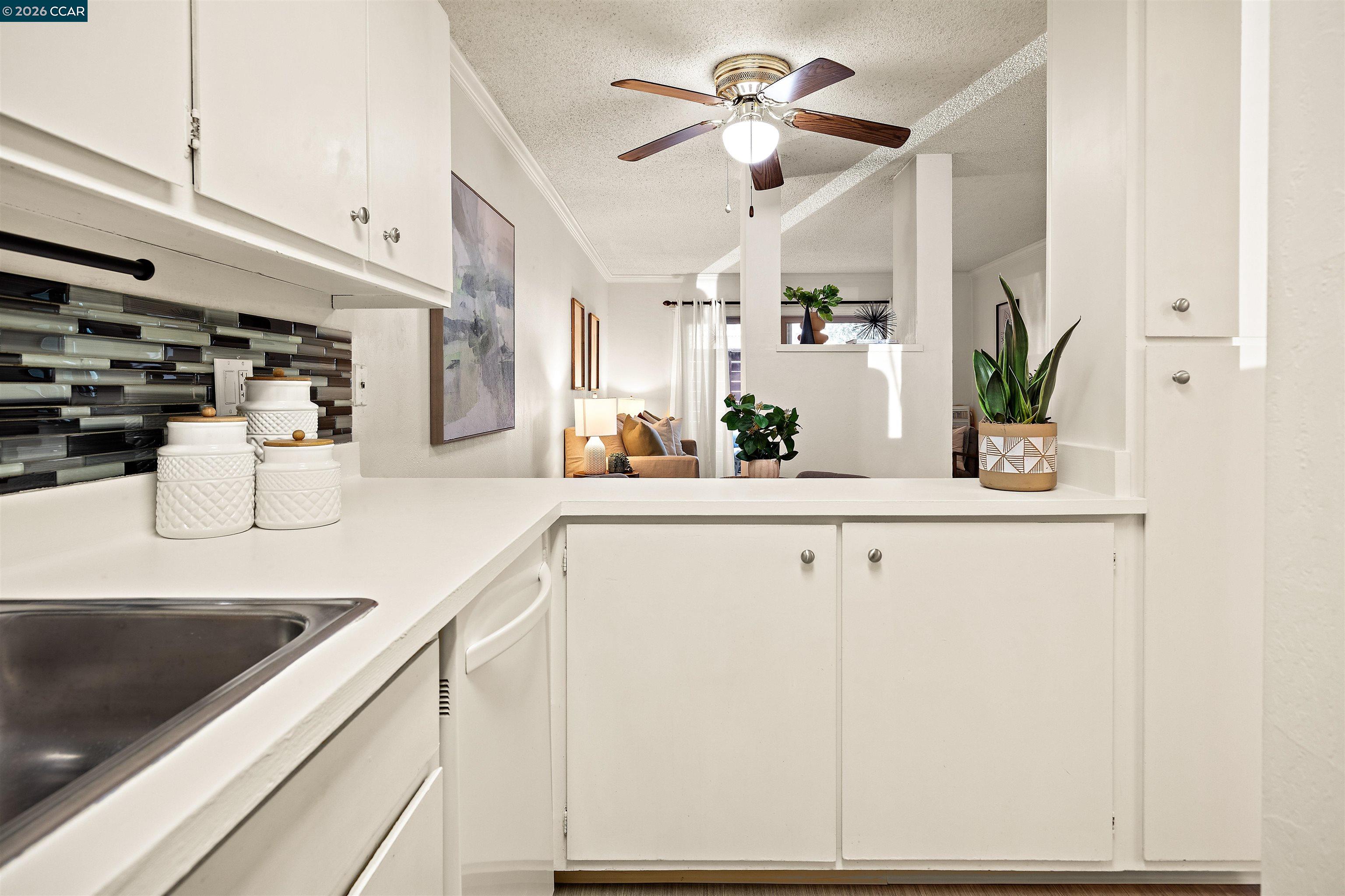 Photo #12: 41137411 Listing: Photo #12