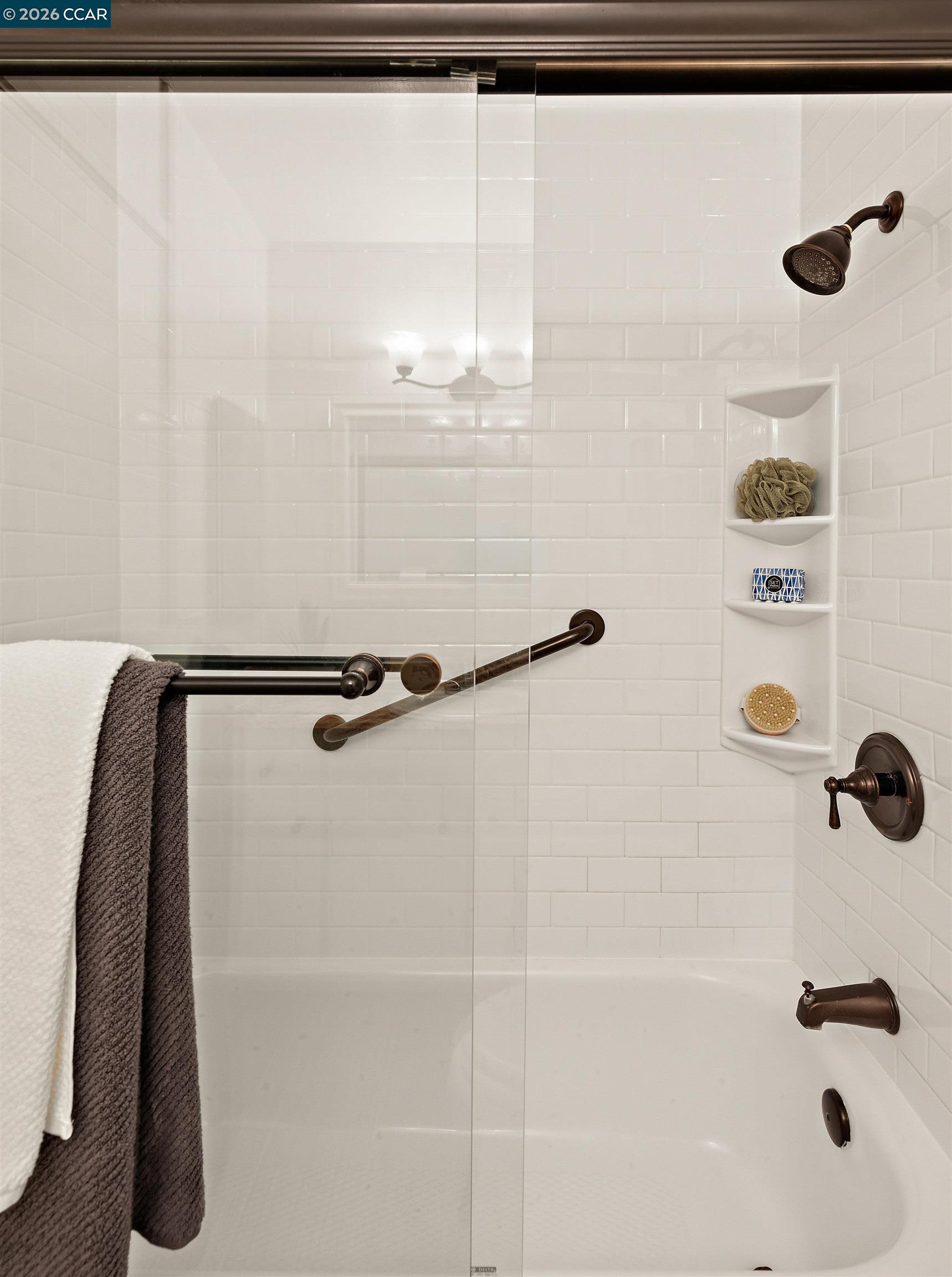 Photo #17: 41137411 Listing: Photo #17