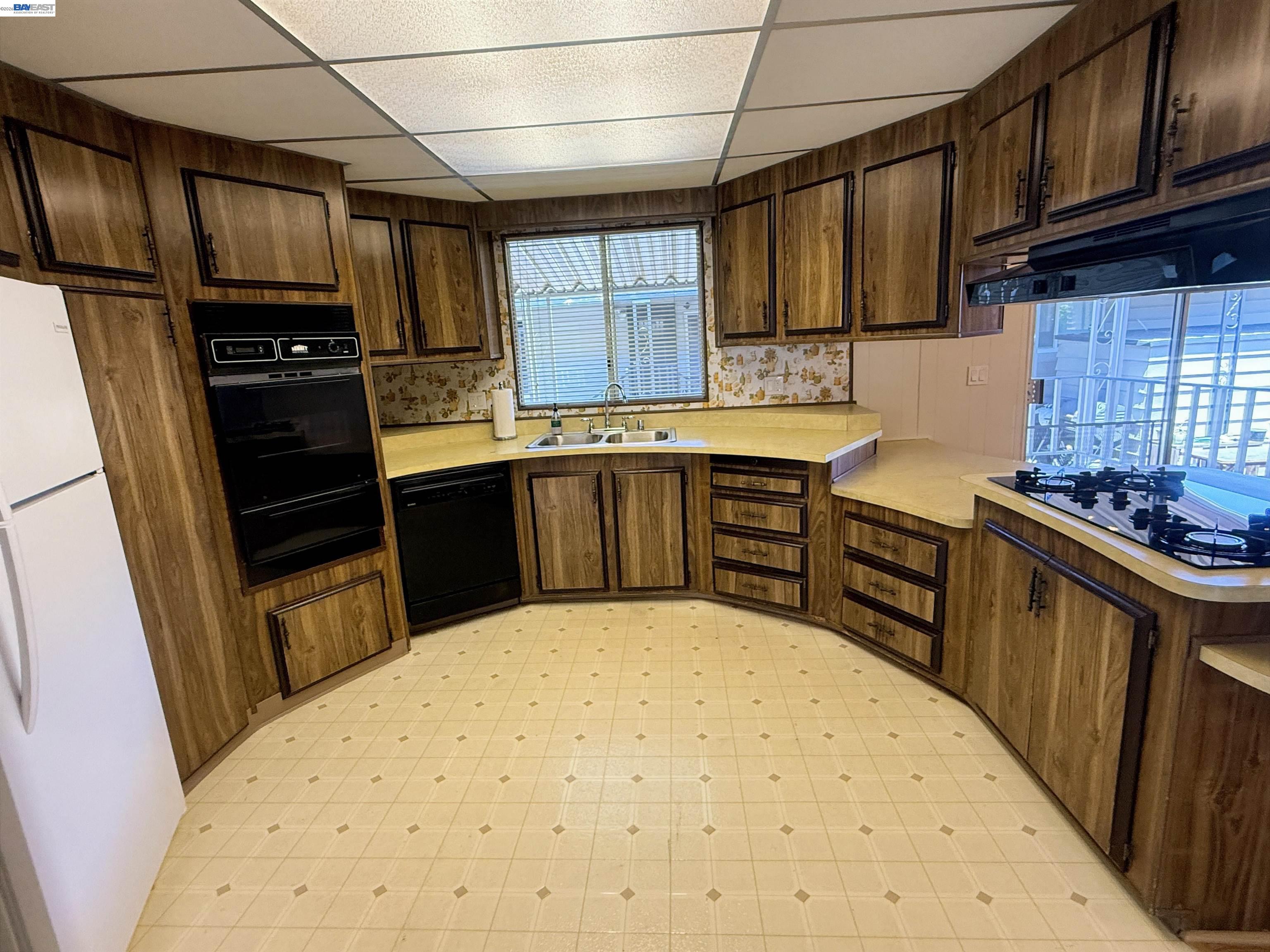 29354 Middleborough # 160, Hayward CA 94544 — photo 12