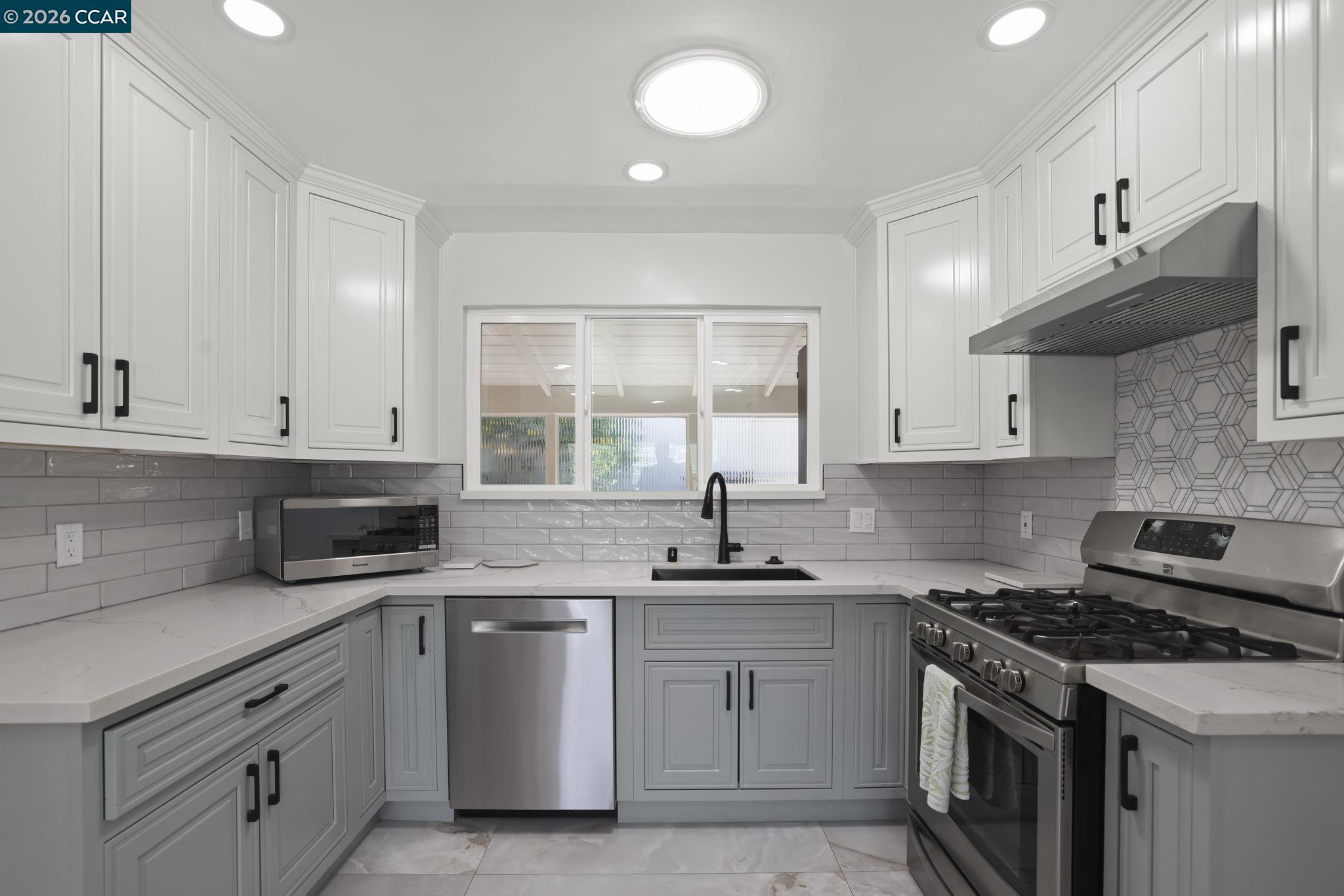 1051 San Rafael, San Leandro CA 94577 — photo 13