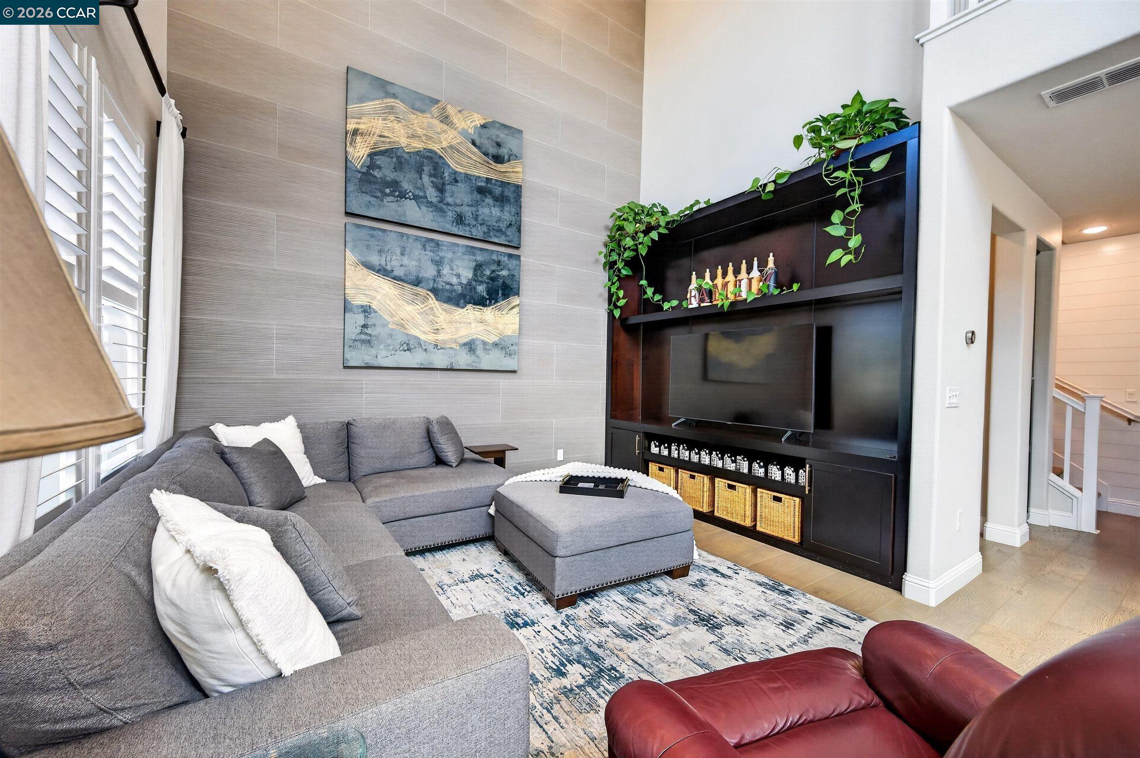 Photo #3: 41137447 Listing: Photo #3